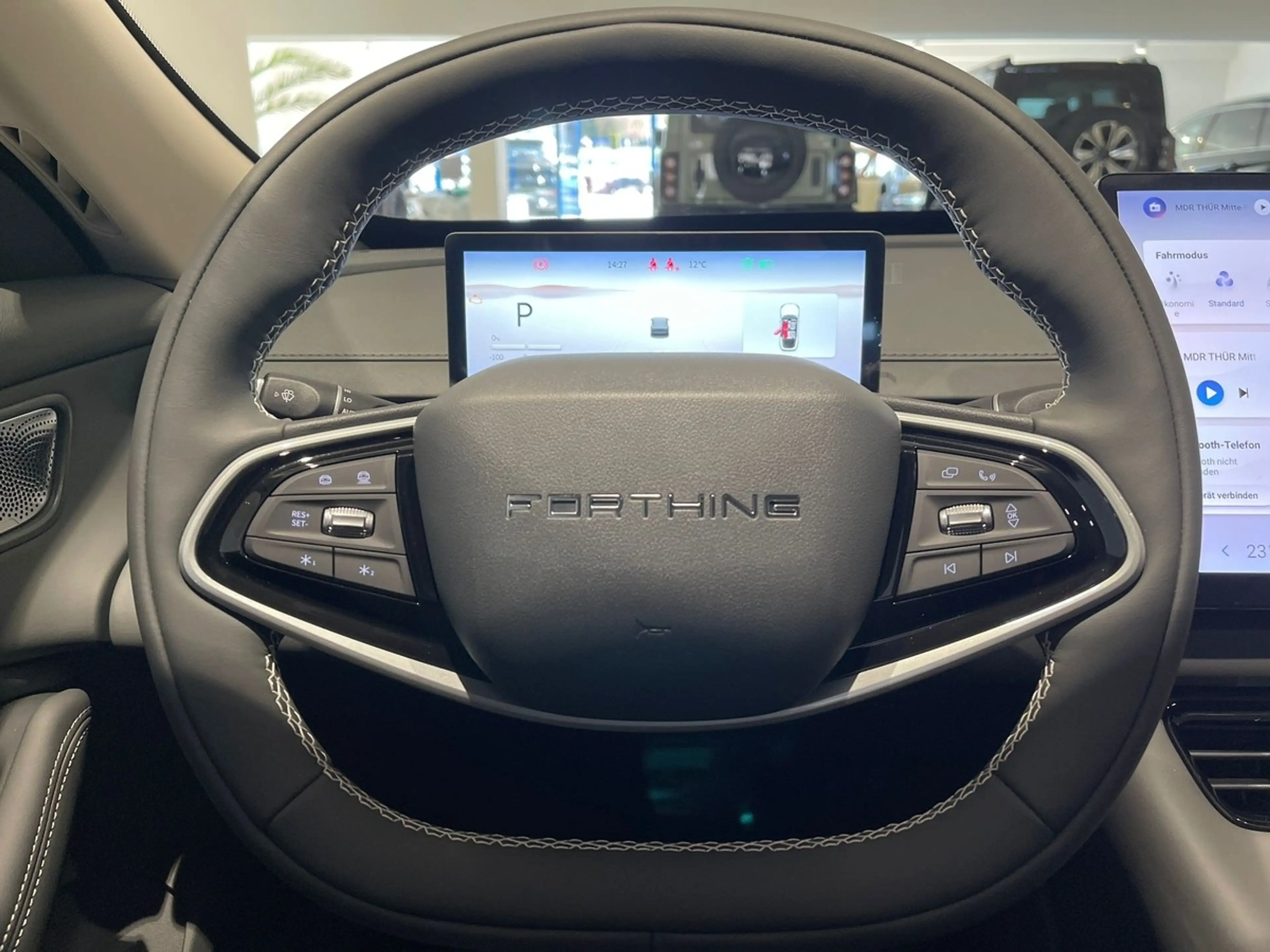 DFM Forthing 7 REEV 1.5l PANO 360° Sitzbelüftung sofort — photo 11