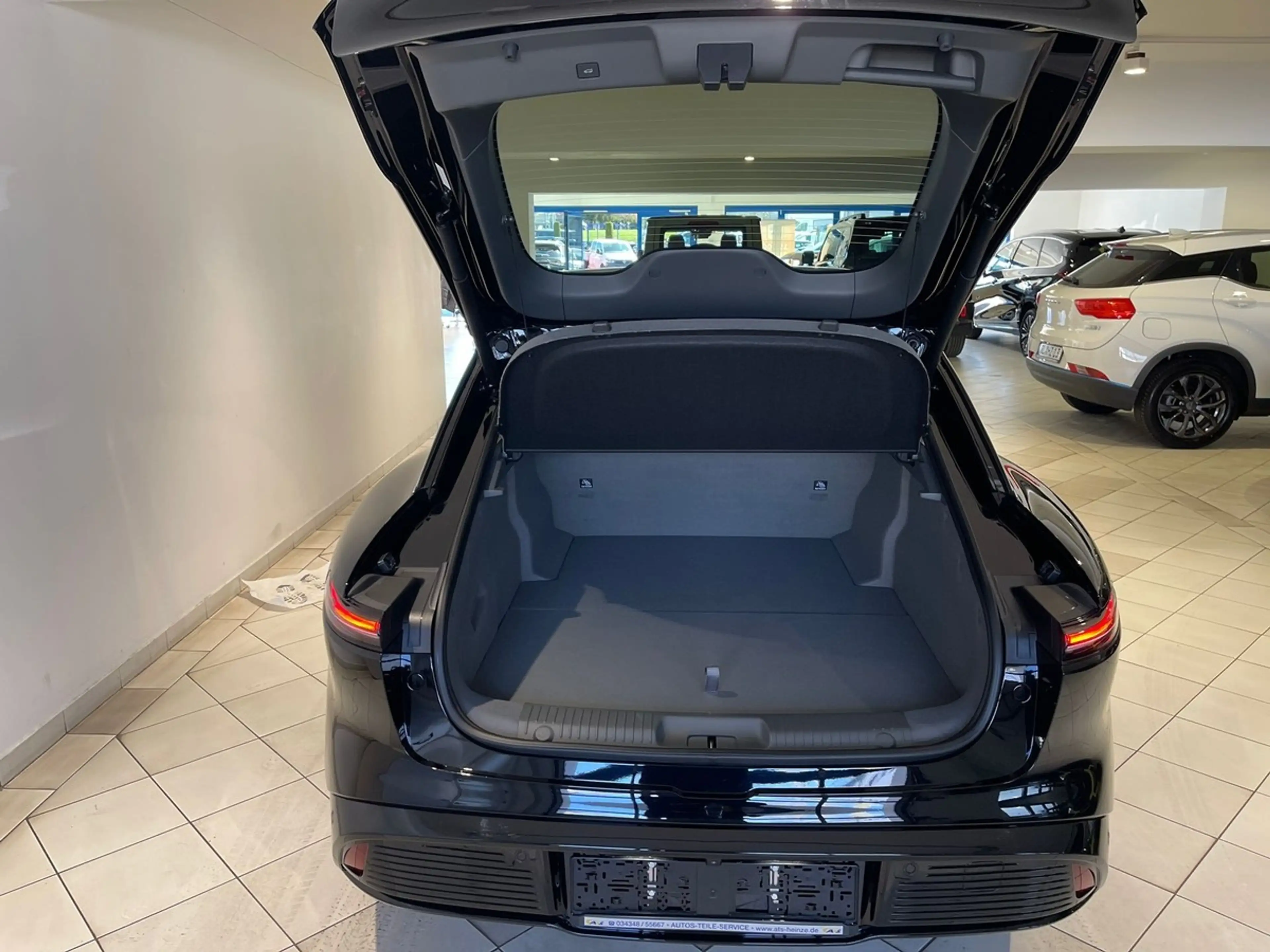 DFM Forthing 7 REEV 1.5l PANO 360° Sitzbelüftung sofort — photo 9