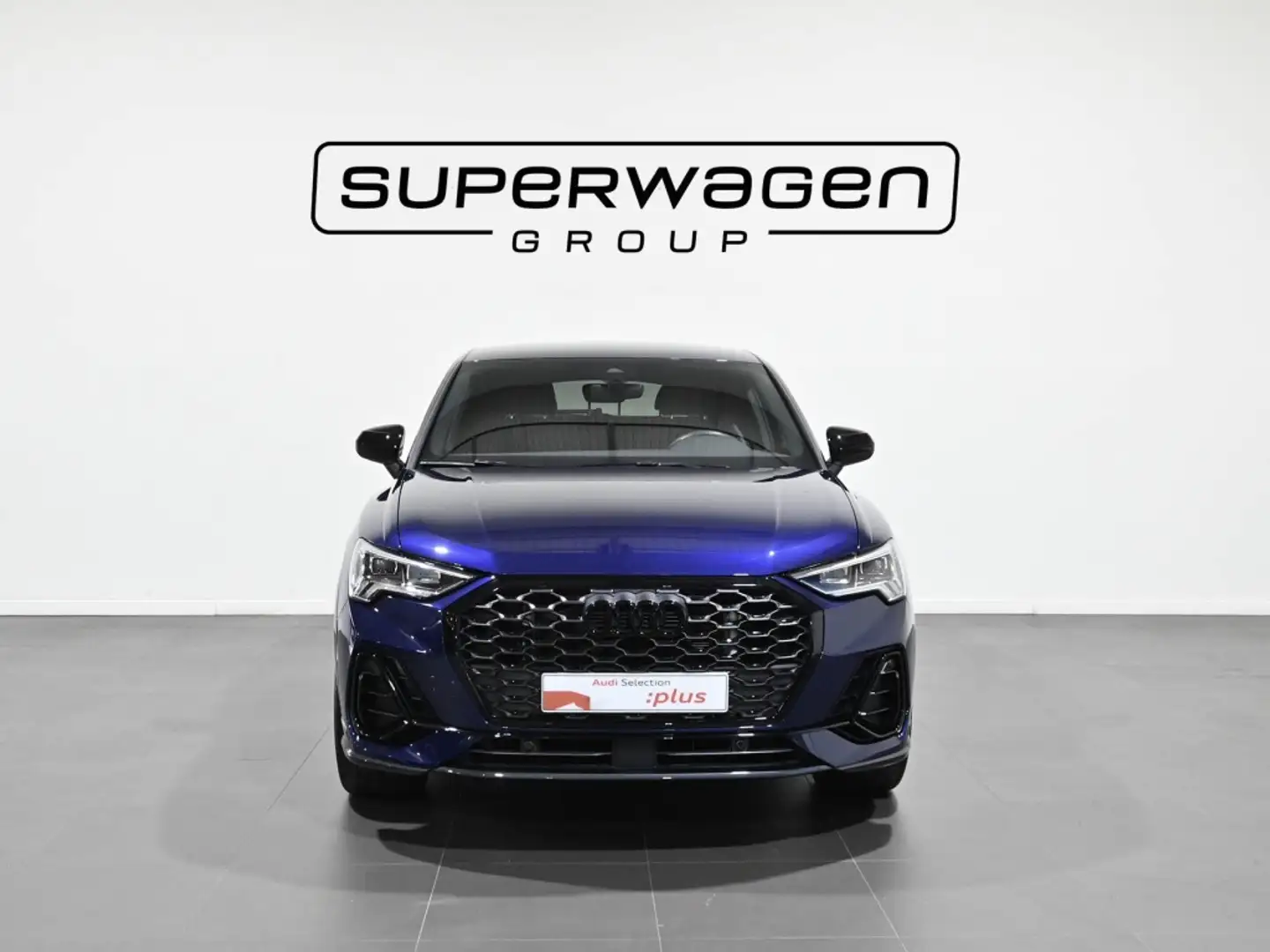 Audi Q3 Sportback 45 TFSIe Black line S-tronic Azul - 2