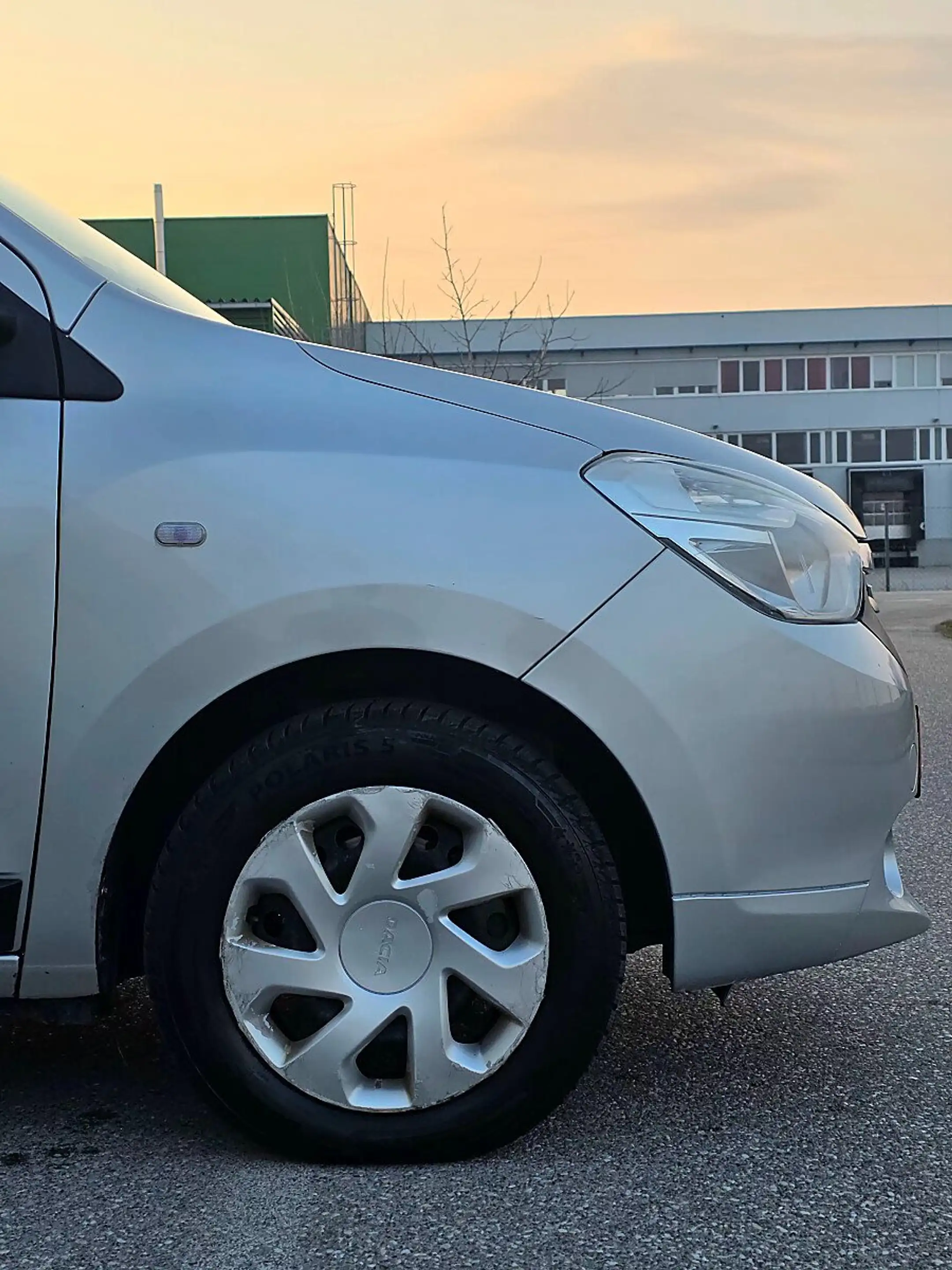 Dacia Lodgy Laureate — photo 11