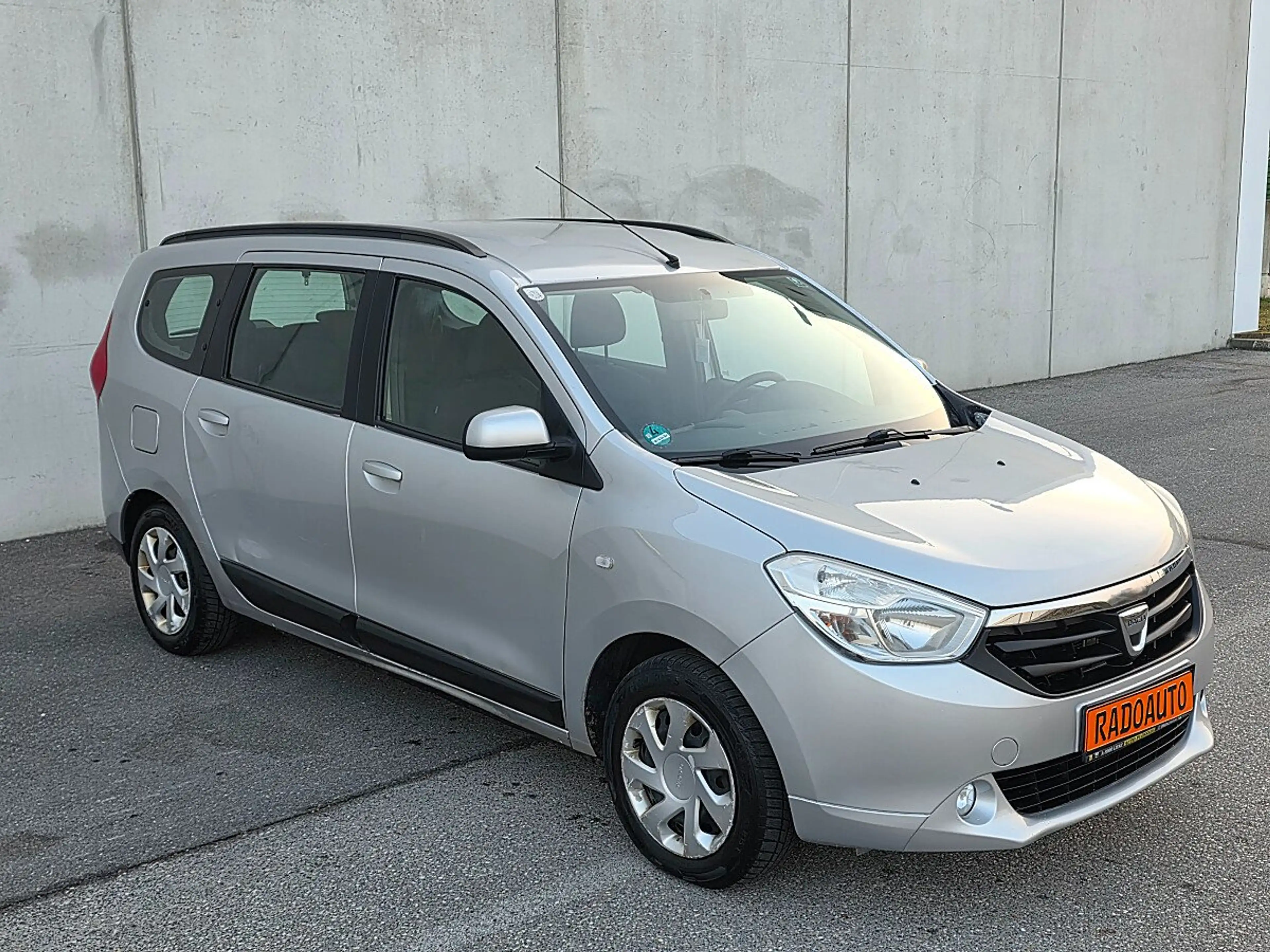 Dacia Lodgy Laureate — photo 4