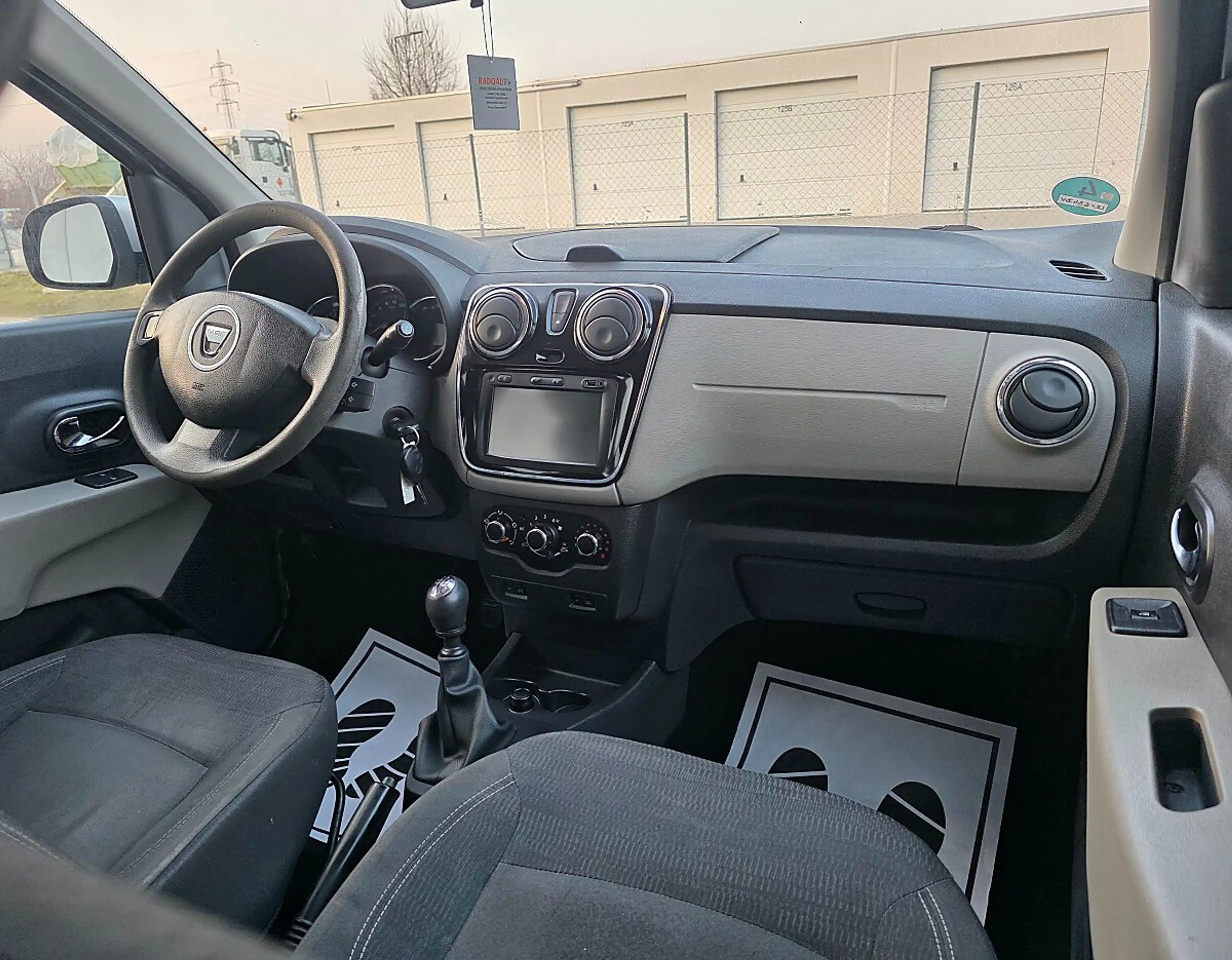 Dacia Lodgy Laureate — photo 13