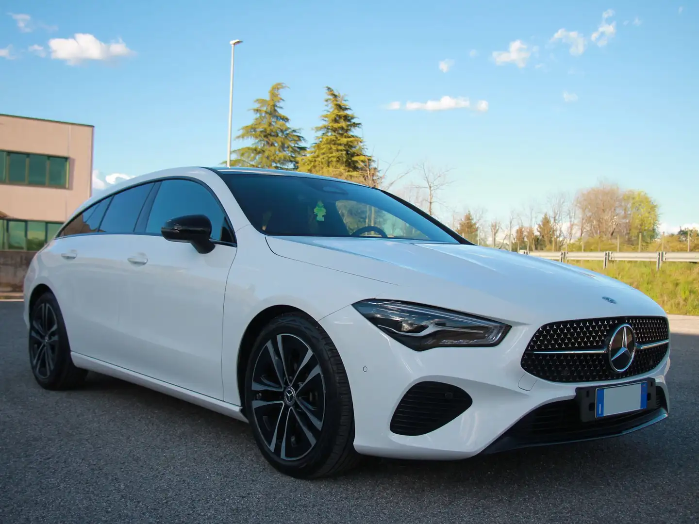 Mercedes-Benz CLA 200 Shooting Brake Progressive Advanced Blanco - 1