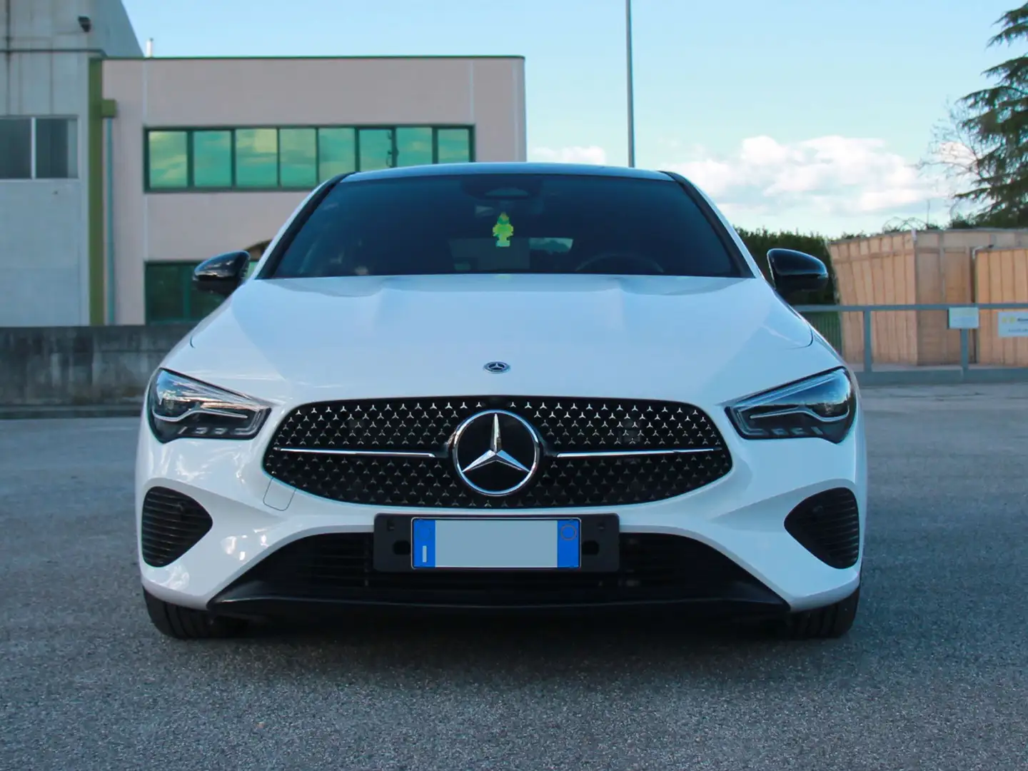Mercedes-Benz CLA 200 Shooting Brake Progressive Advanced Blanco - 2