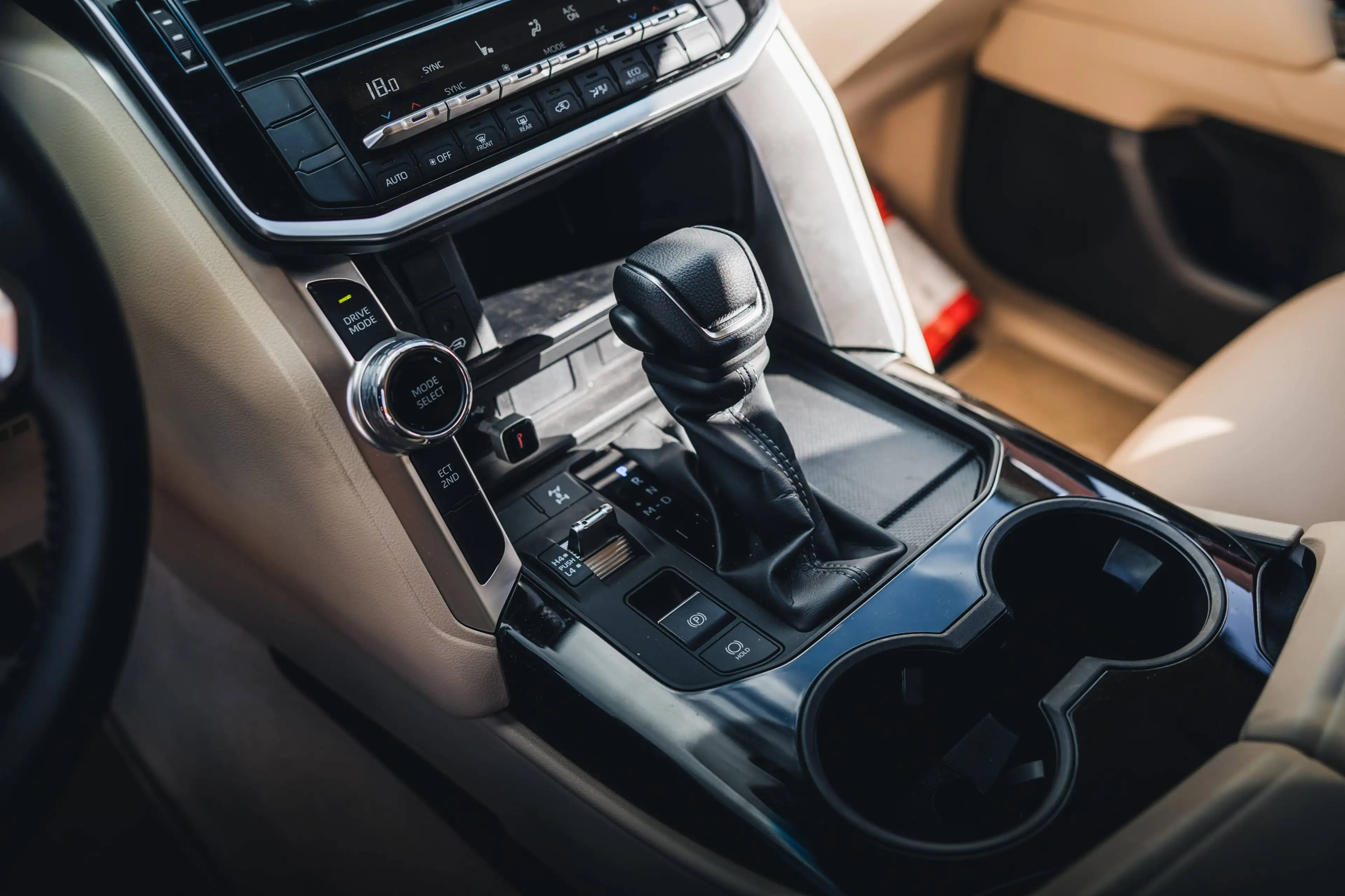 Toyota Land Cruiser 300 met Belgische registratie eu conformity — photo 13