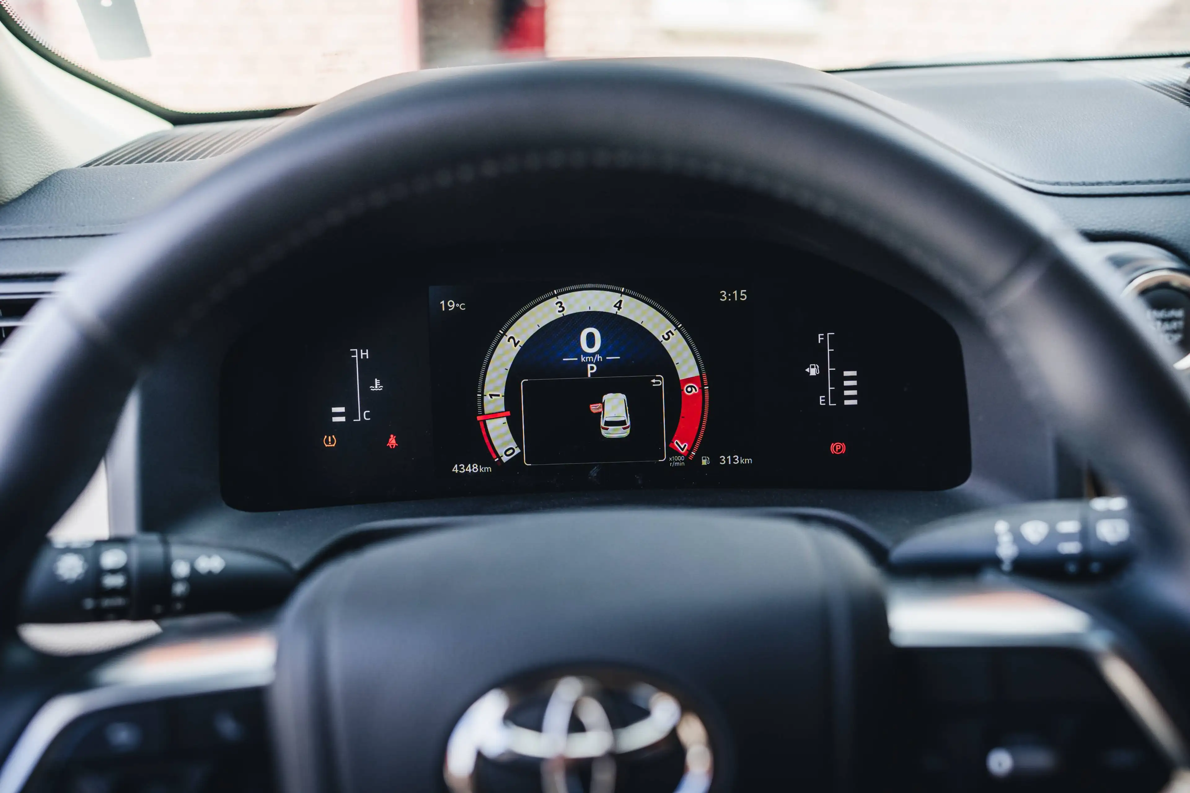 Toyota Land Cruiser 300 met Belgische registratie eu conformity — photo 12