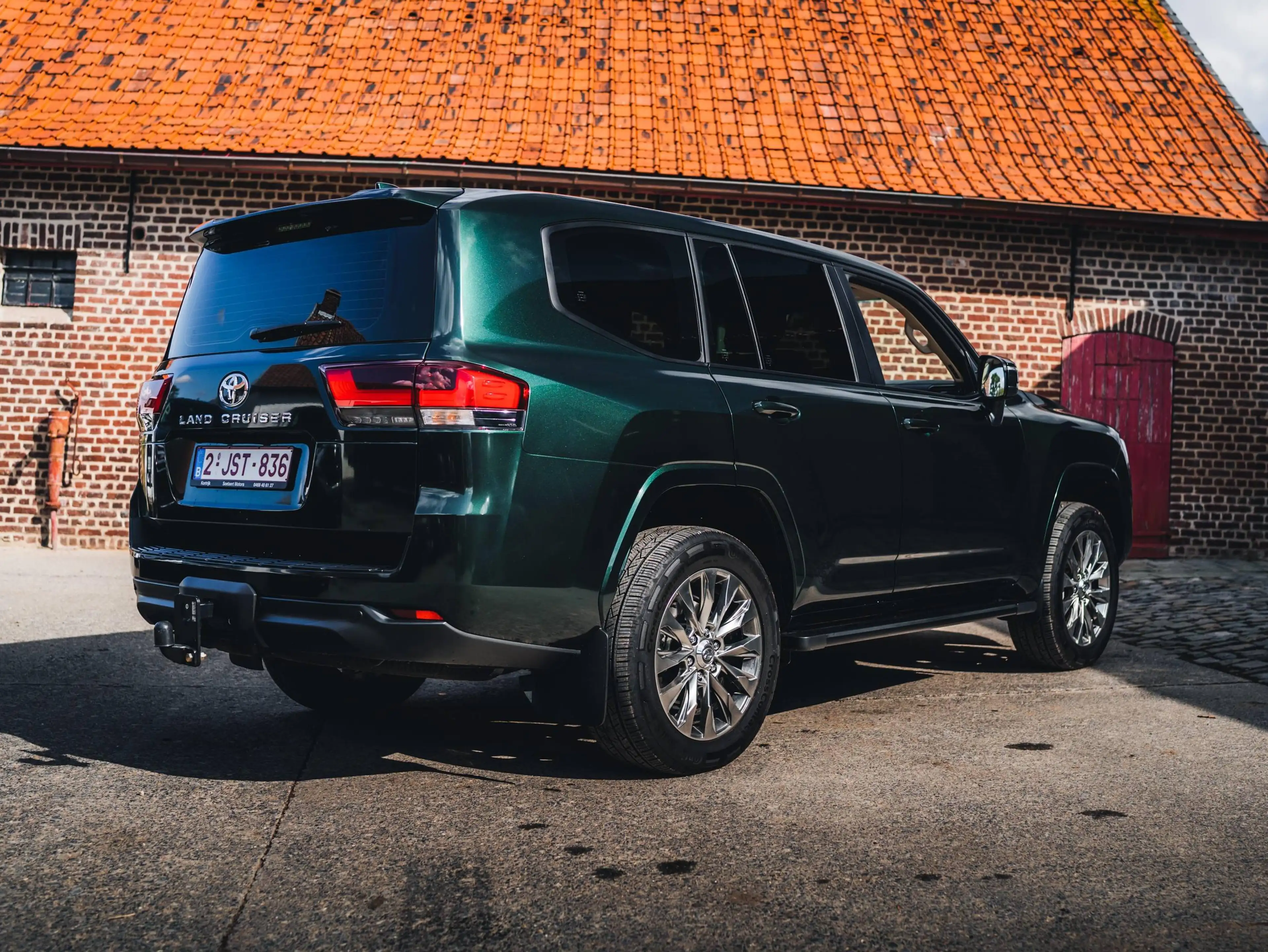 Toyota Land Cruiser 300 met Belgische registratie eu conformity — photo 5