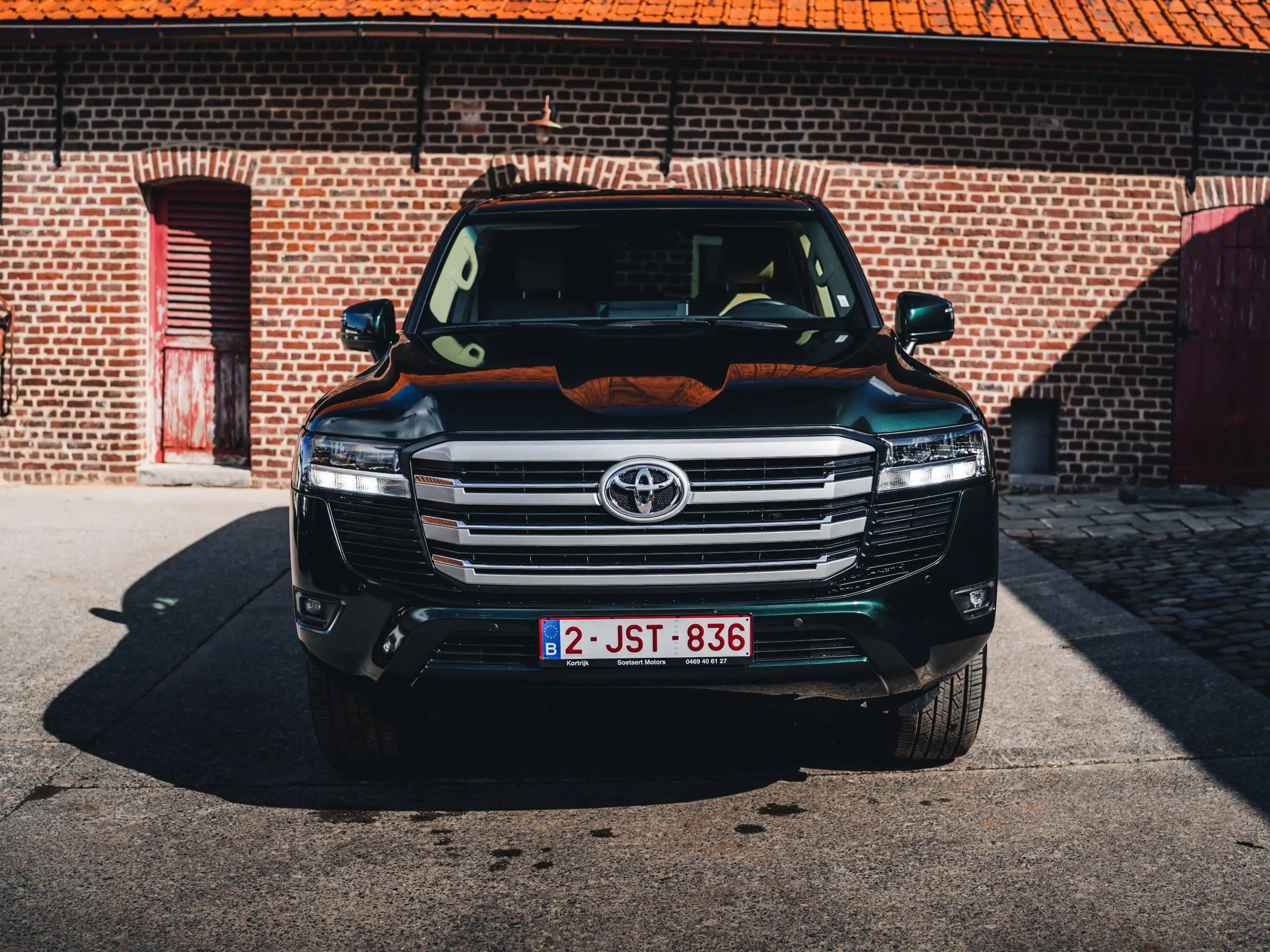 Toyota Land Cruiser 300 met Belgische registratie eu conformity — photo 7