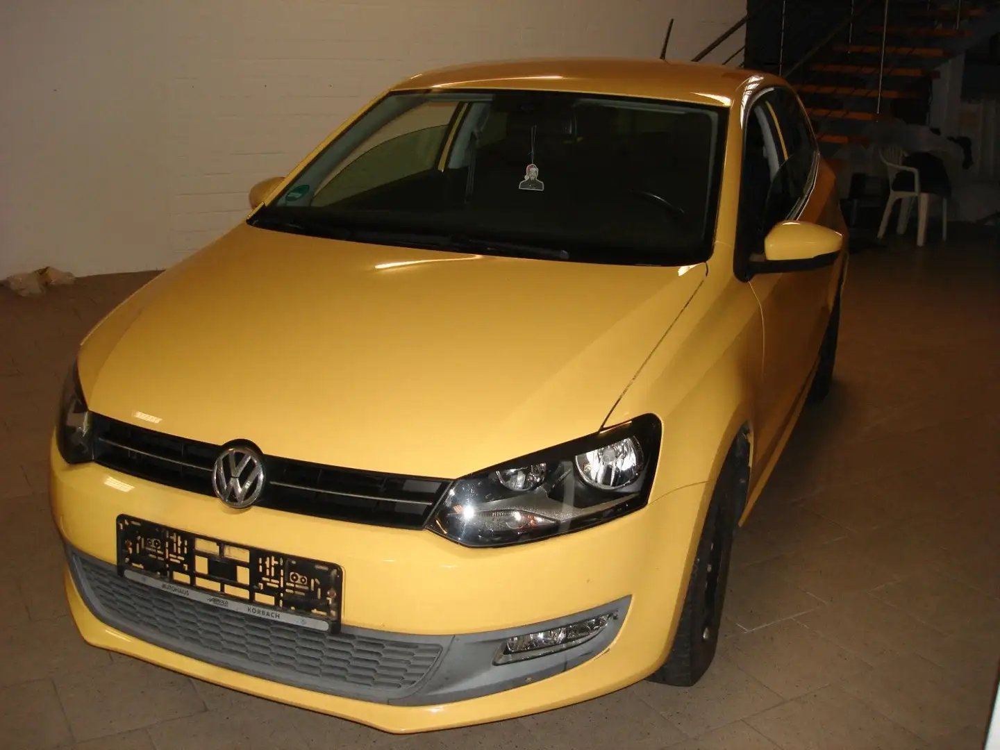 Volkswagen Polo V Team-Klimaaut.-Parks.-Sitzhz.-Tempomat- Yellow - 1