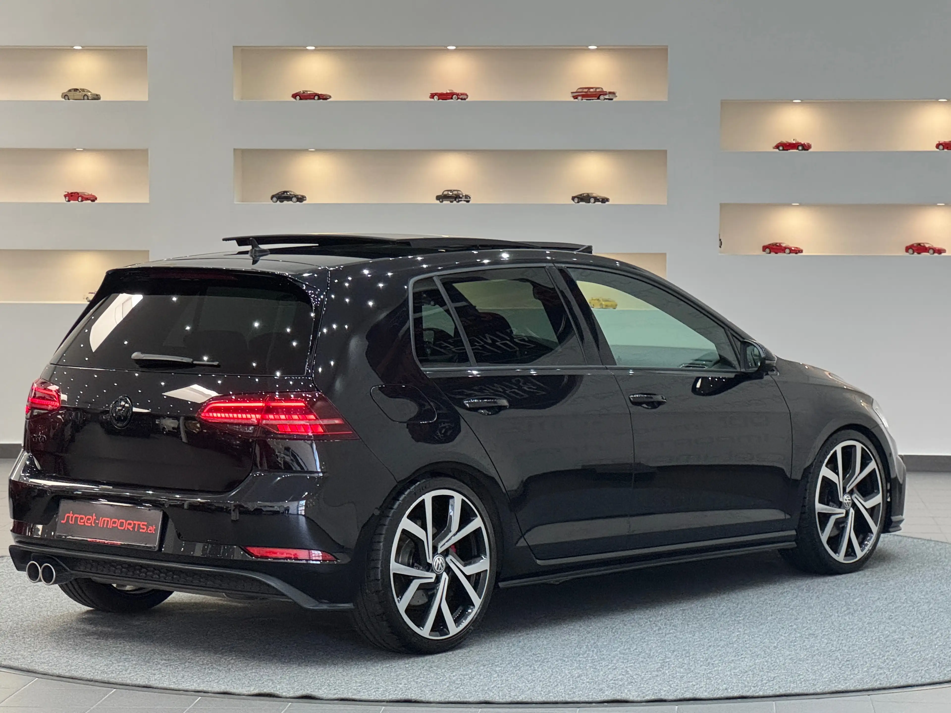 Volkswagen Golf GTD LCI Facelift *Pano*Virtual*DYNAUDIO*19Zoll — photo 4