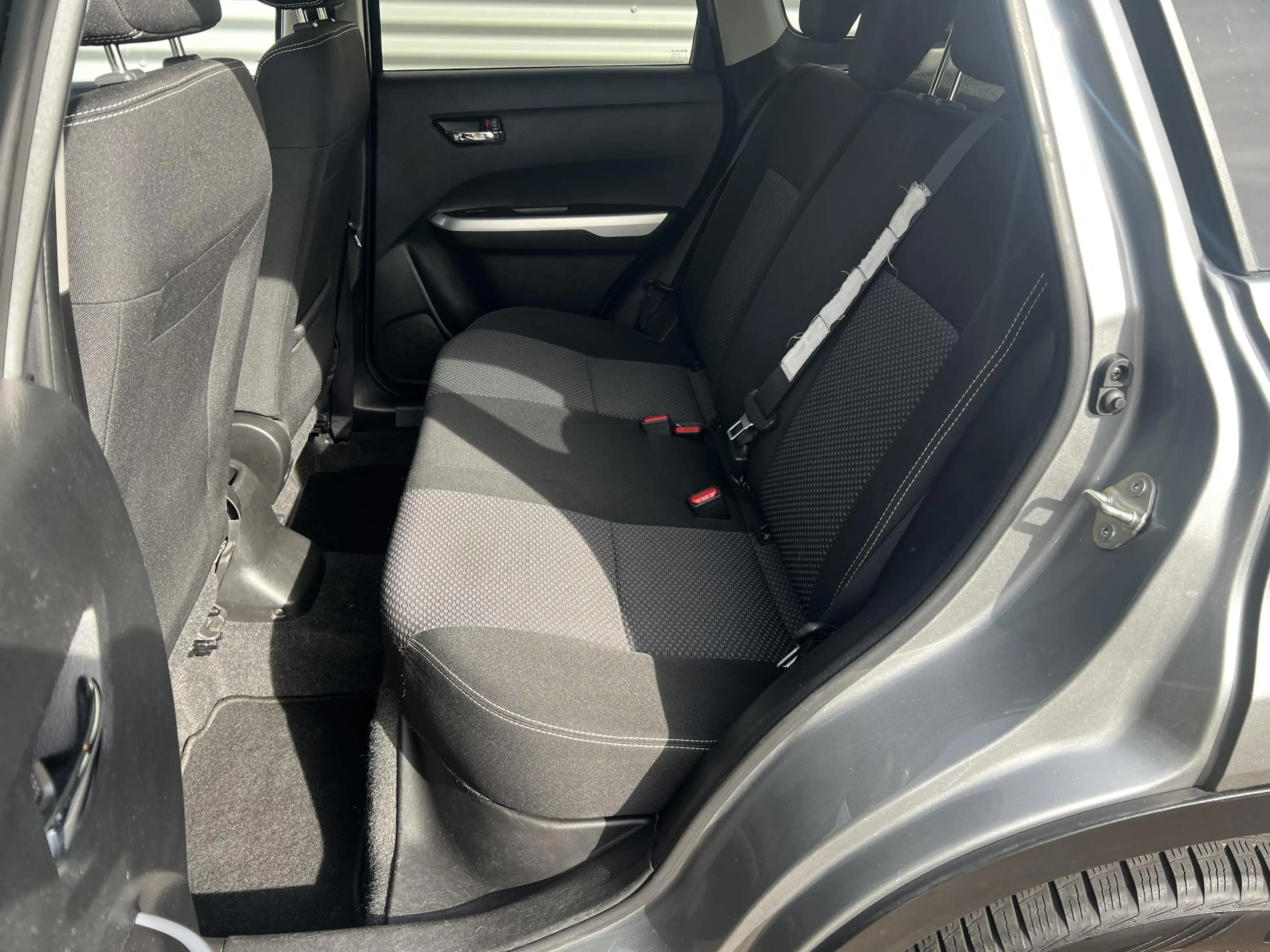 Suzuki Vitara 1.6 Exclusive — photo 9