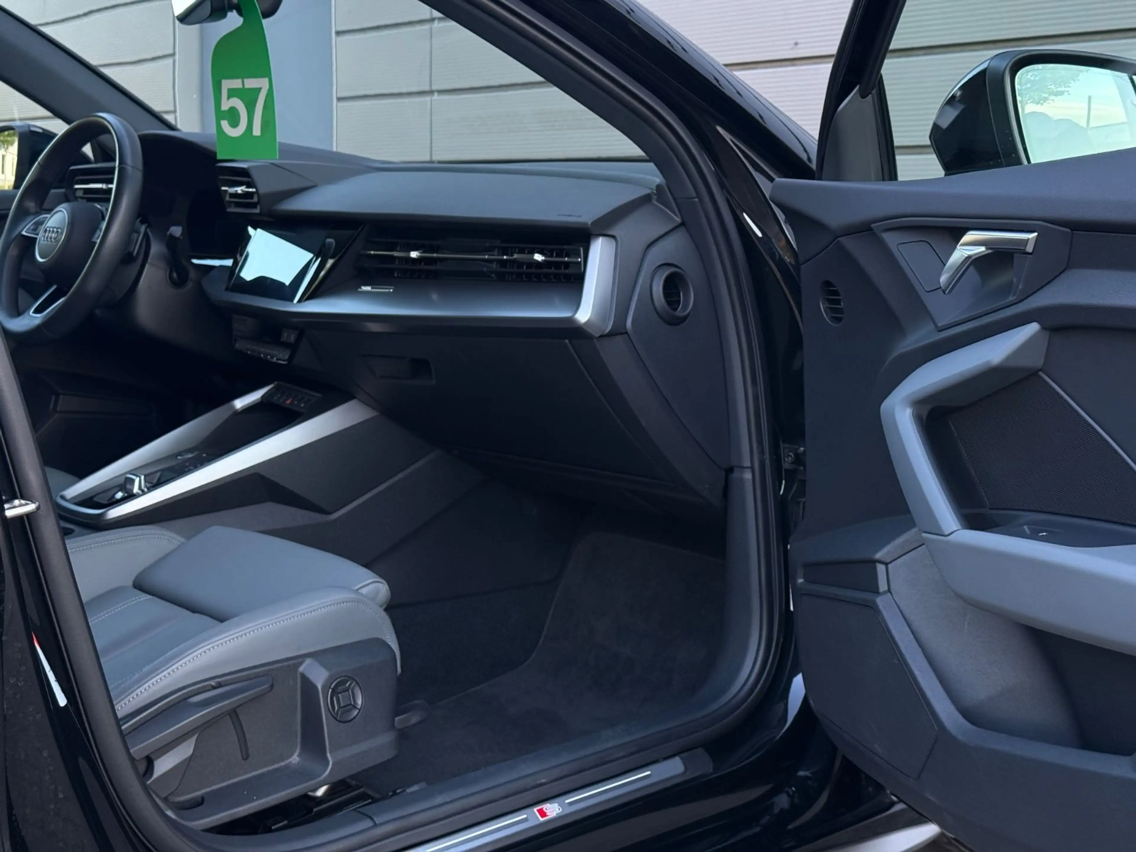 Audi A3 Sportback 35 TDI S line *1-HAND*SCHECKHEFT* — photo 15