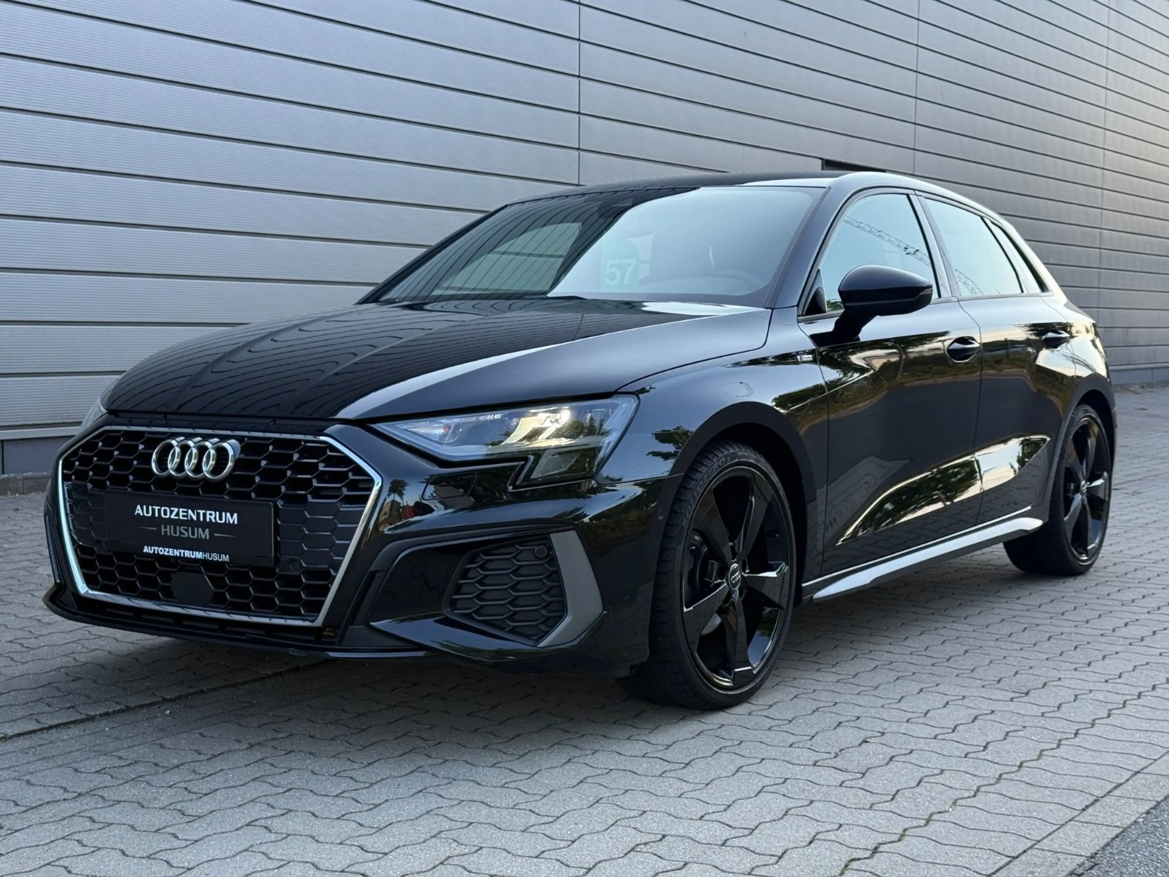 Audi A3 Sportback 35 TDI S line *1-HAND*SCHECKHEFT* — photo 2