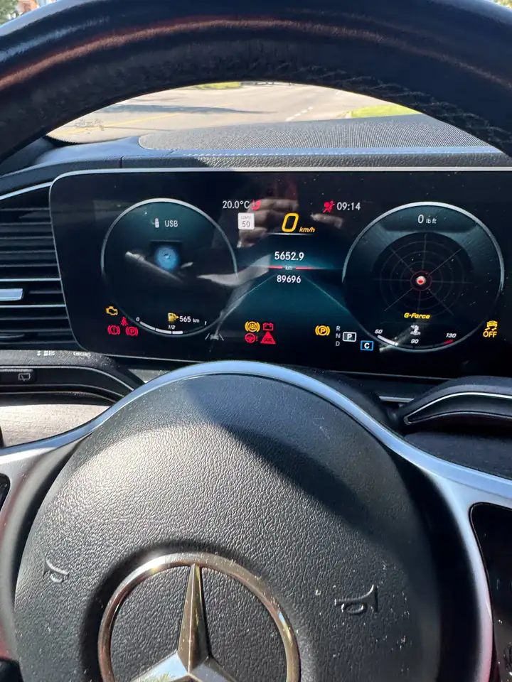 Mercedes-Benz GLE снимка Mercedes-Benz GLE