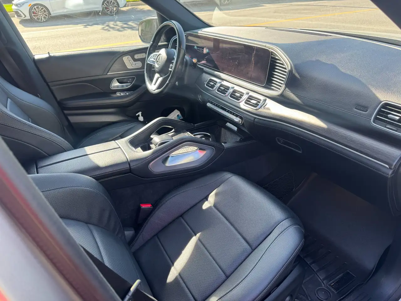 Mercedes-Benz GLE снимка Mercedes-Benz GLE