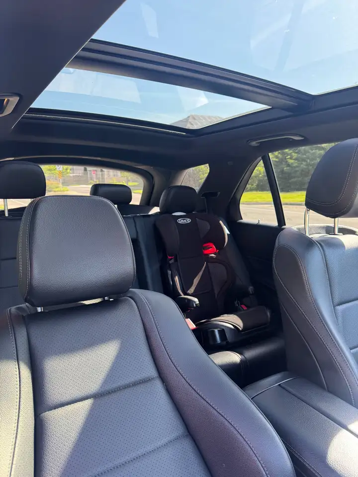 Mercedes-Benz GLE снимка Mercedes-Benz GLE