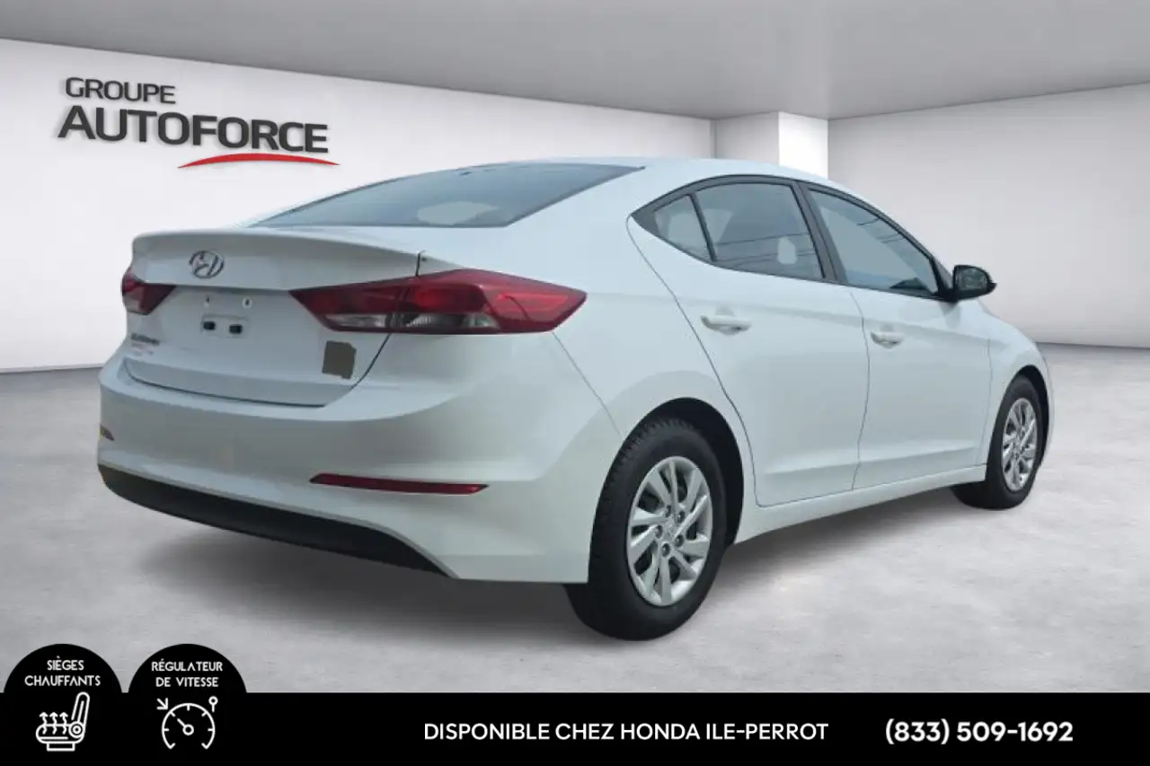 Hyundai ELANTRA снимка Hyundai ELANTRA