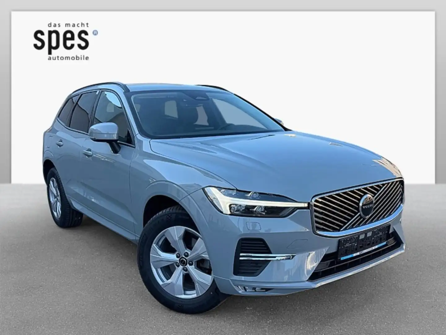 Volvo XC60 B5 AWD Core Grau - 1