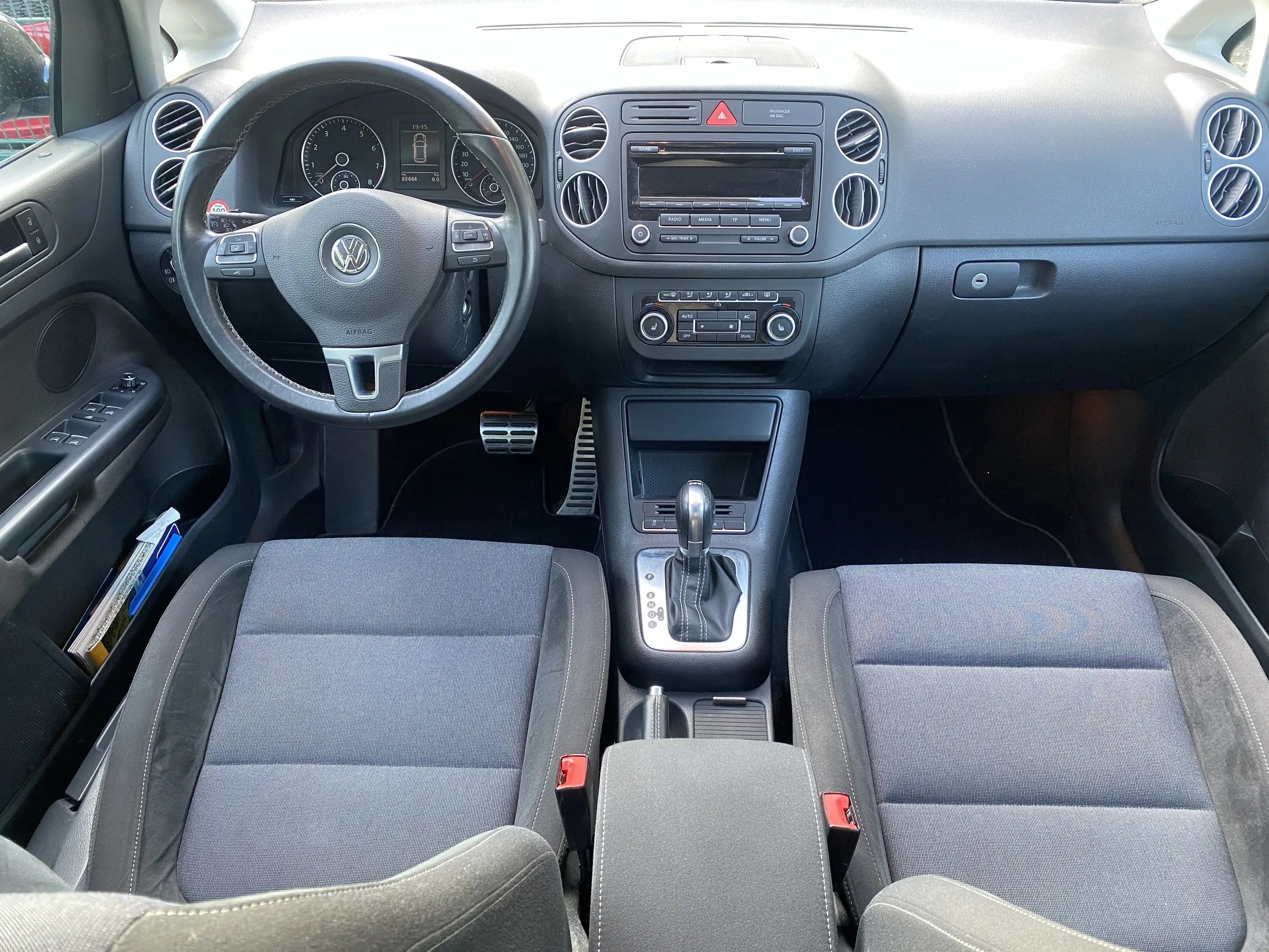 Volkswagen Golf Plus Style — photo 15