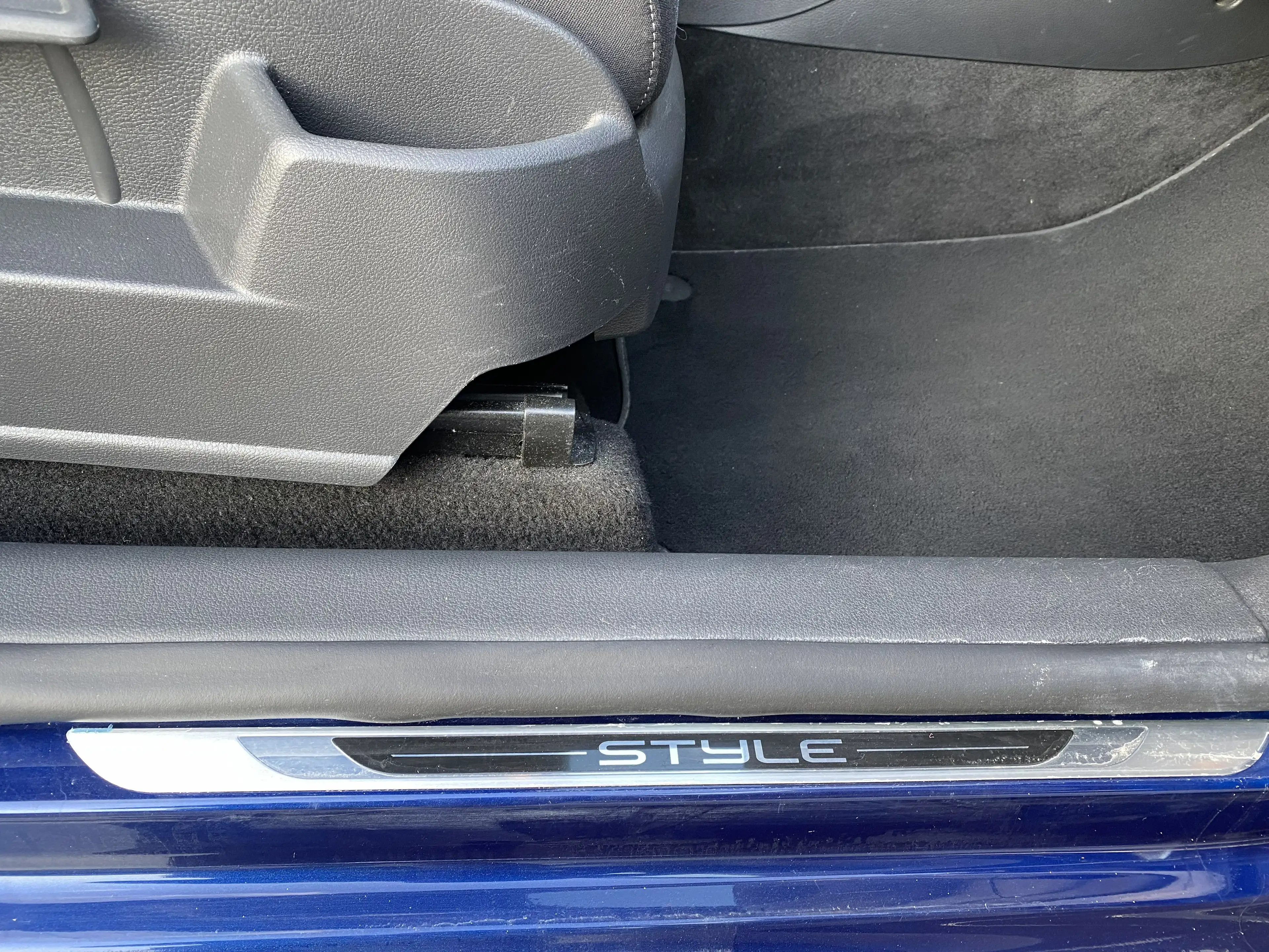 Volkswagen Golf Plus Style — photo 12