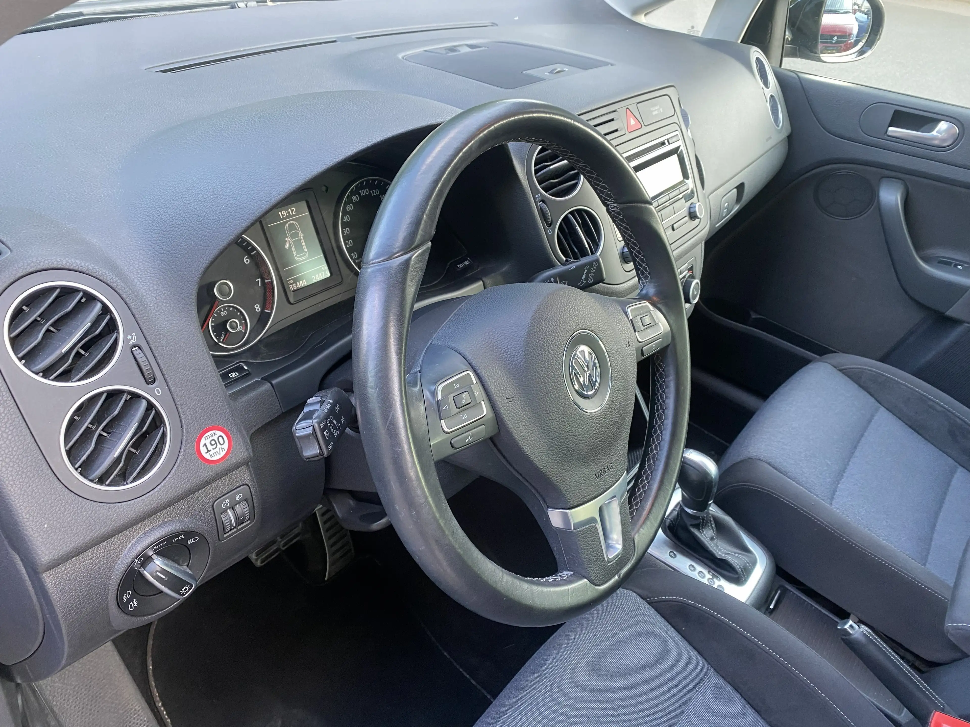 Volkswagen Golf Plus Style — photo 14