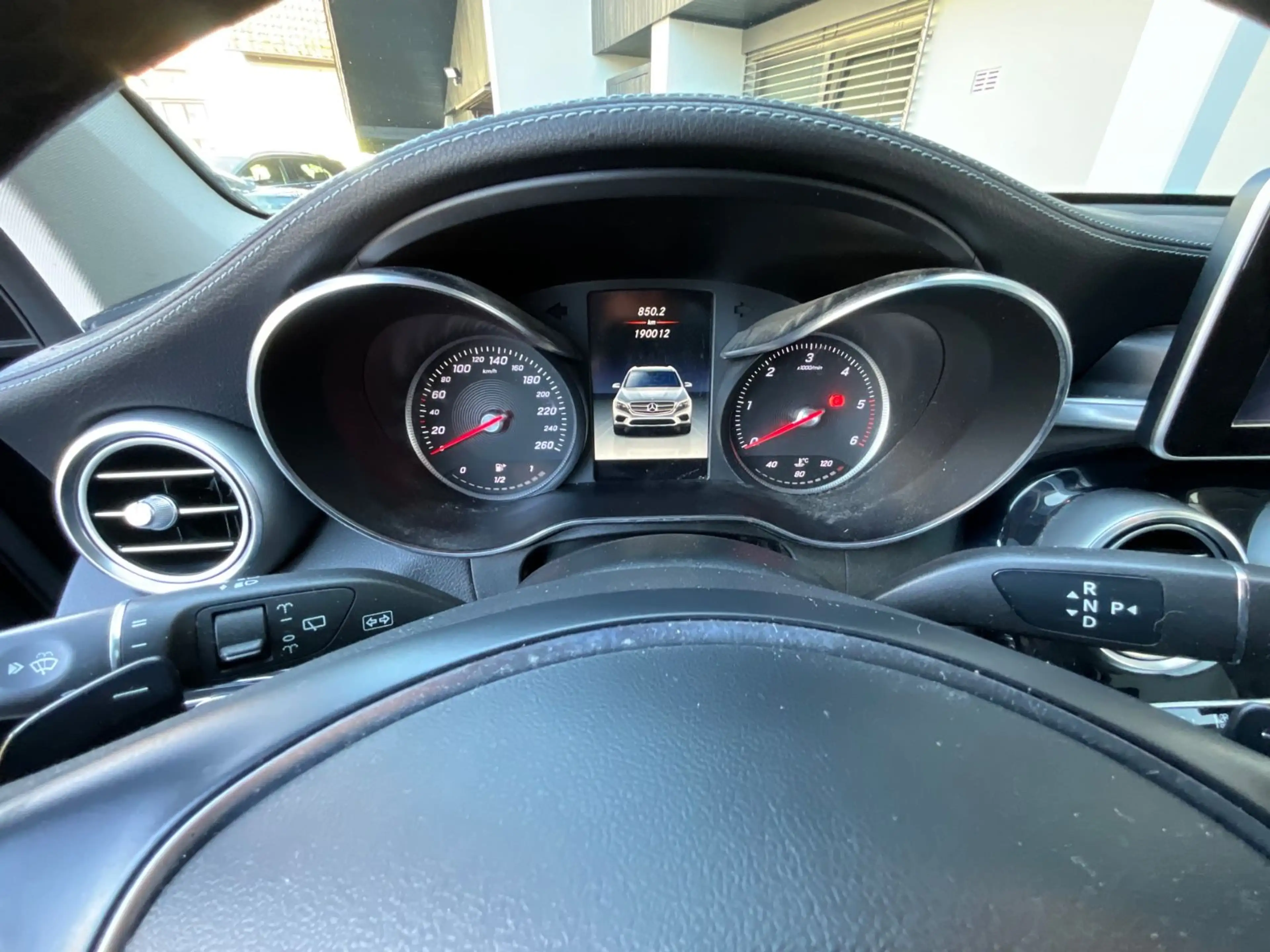 Mercedes-Benz GLC 250 d 4Matic Pano Standheizung AHK — photo 14