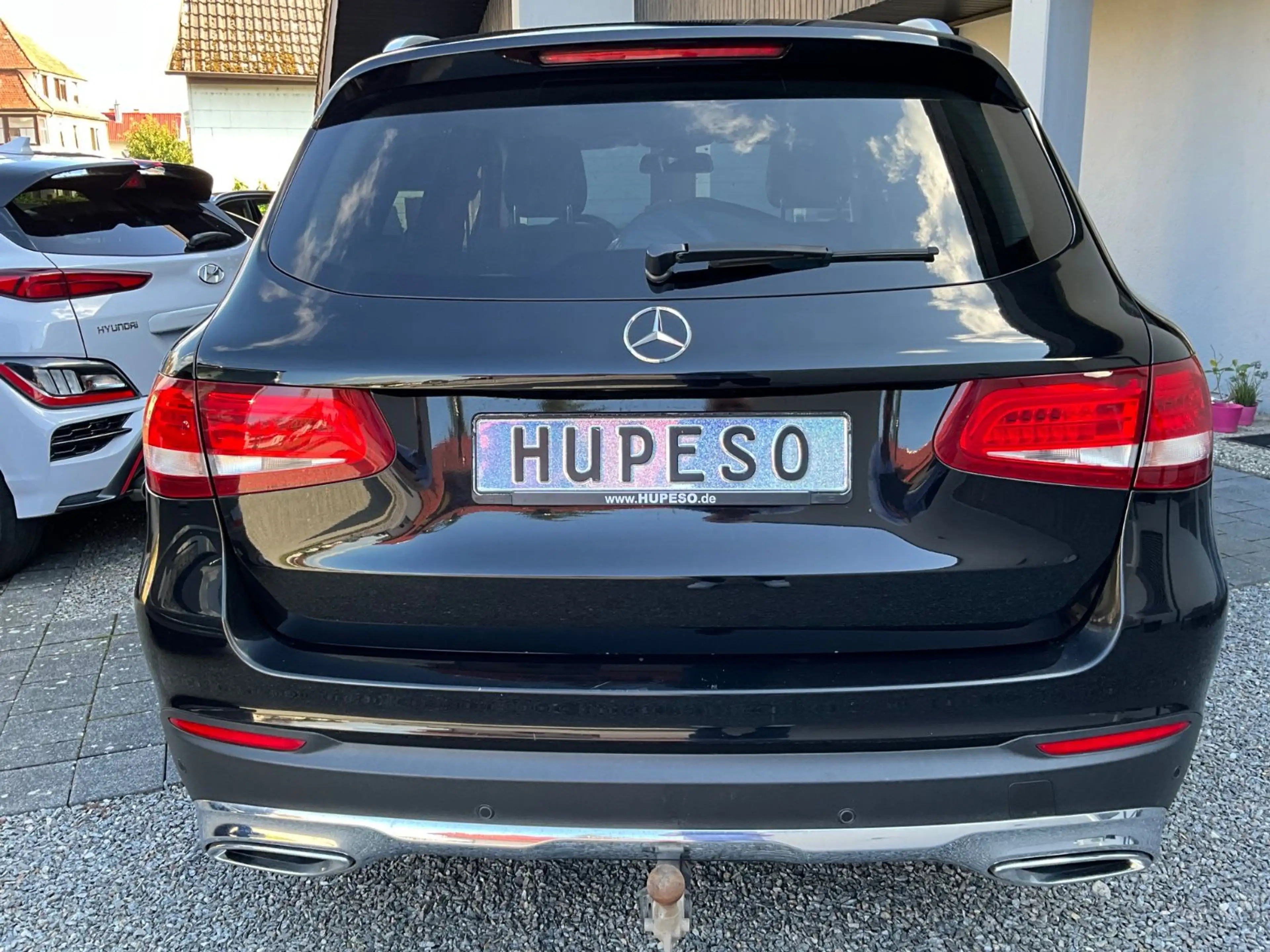 Mercedes-Benz GLC 250 d 4Matic Pano Standheizung AHK — photo 7