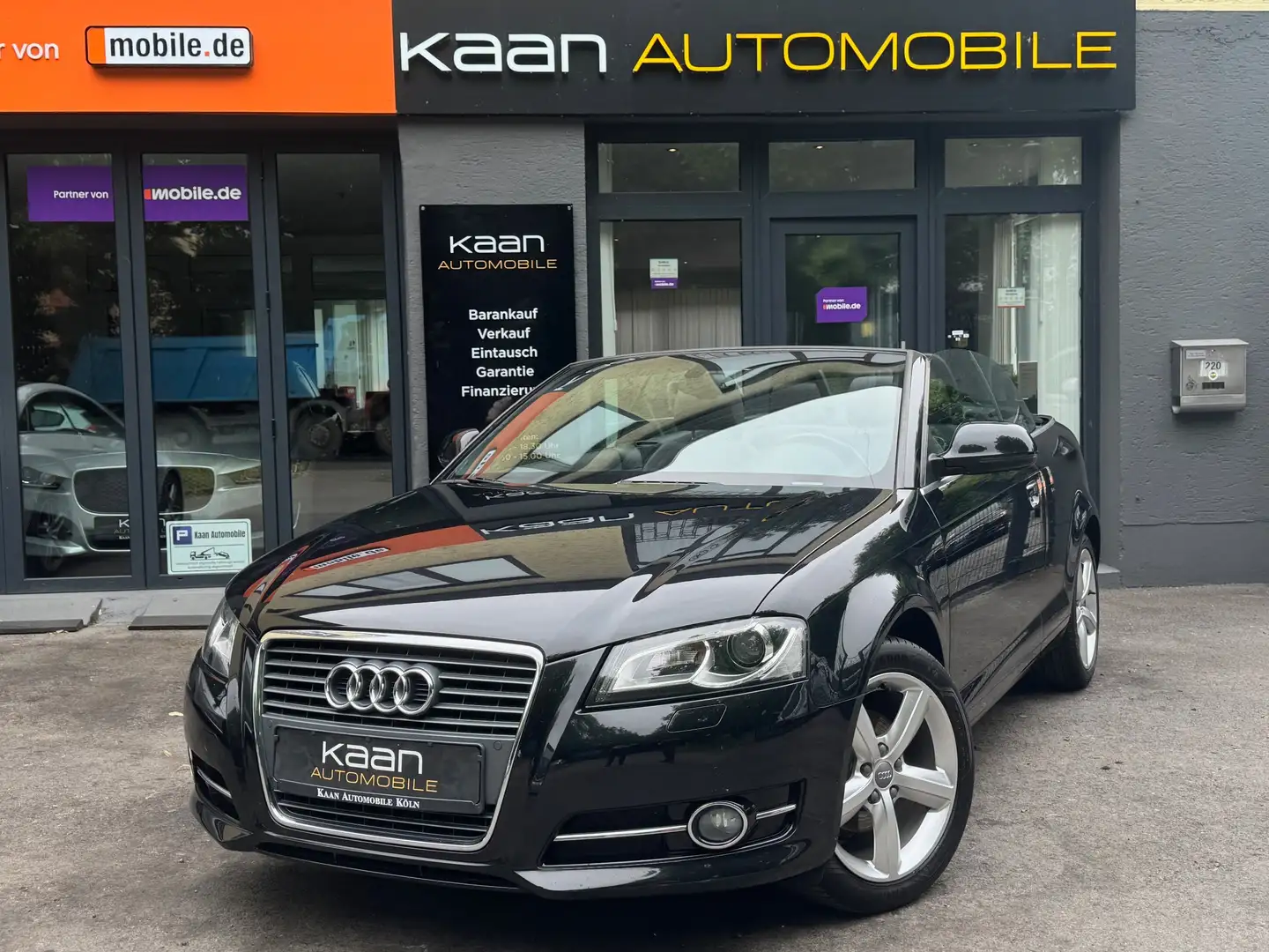 Audi A3 1.2 TFSI Cabriolet Ambition/XENON/SHZ/ST-STOP/PDC Schwarz - 1