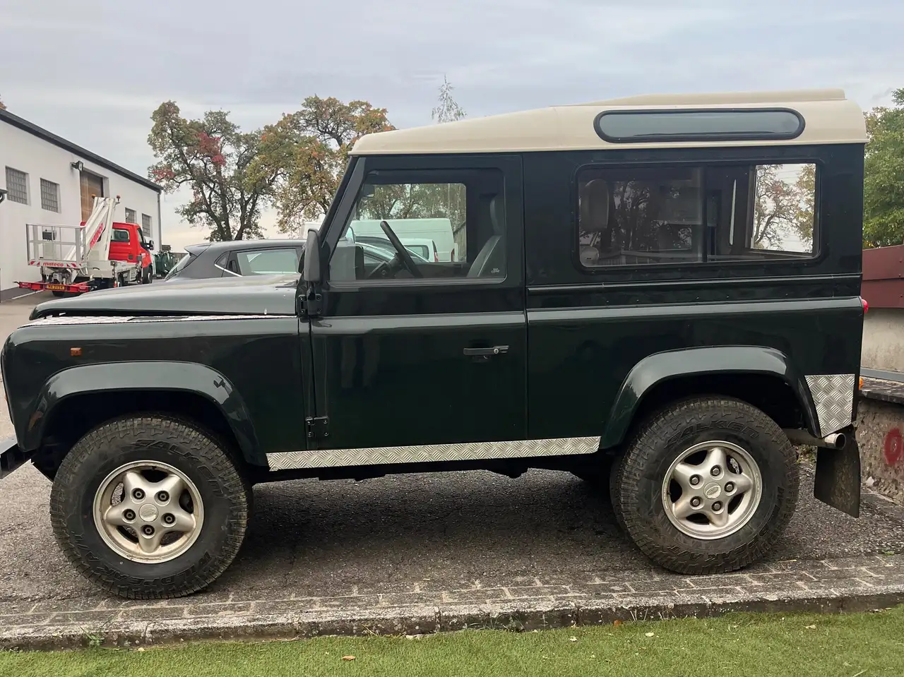Land Rover Defender 90 Tdi, foto 3