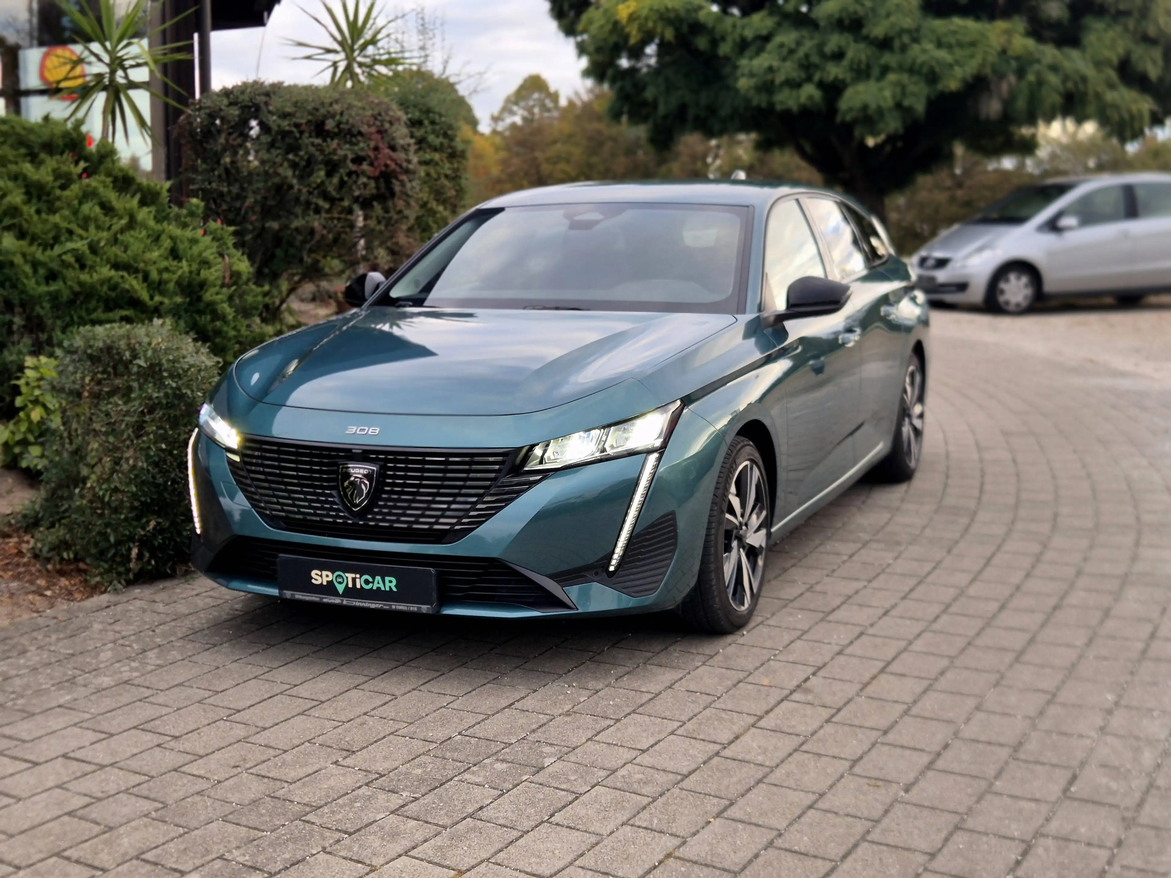 Peugeot 308 308 SW Allure PureTech 130 EAT8 - Automatik/1.Hand/Sitzheizung/Anhängerkupplung — photo 4