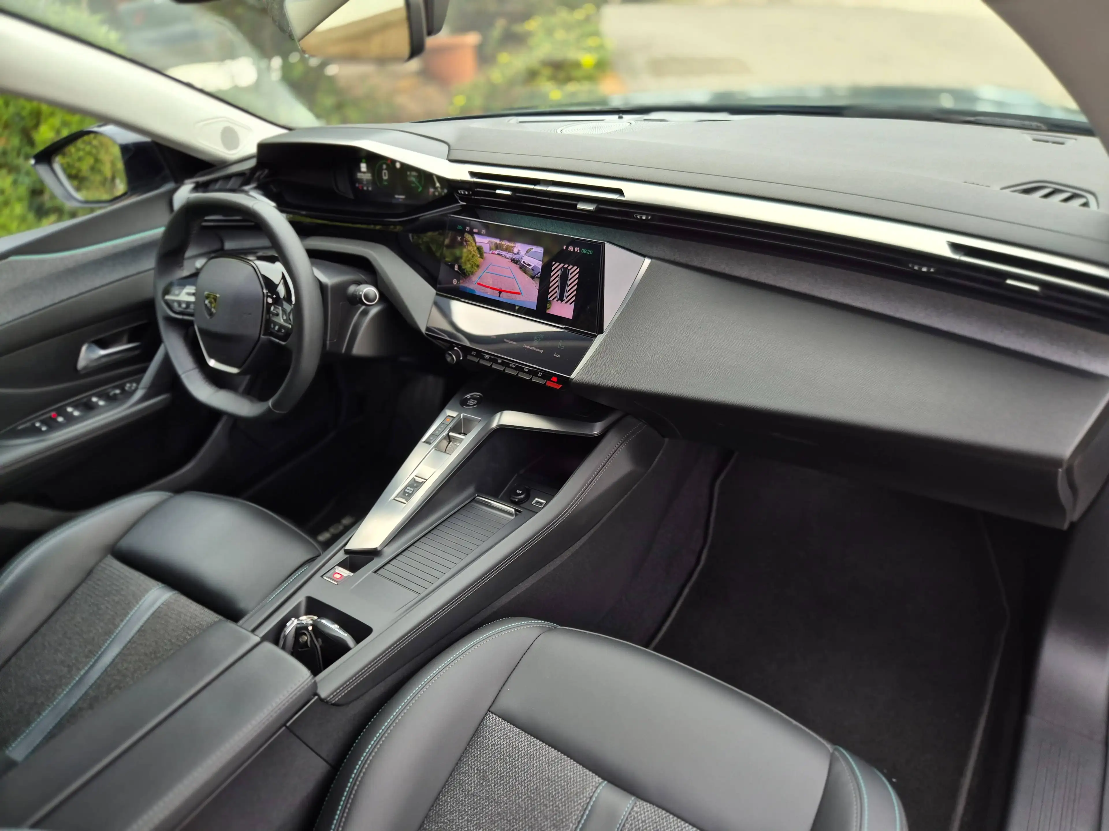 Peugeot 308 308 SW Allure PureTech 130 EAT8 - Automatik/1.Hand/Sitzheizung/Anhängerkupplung — photo 12