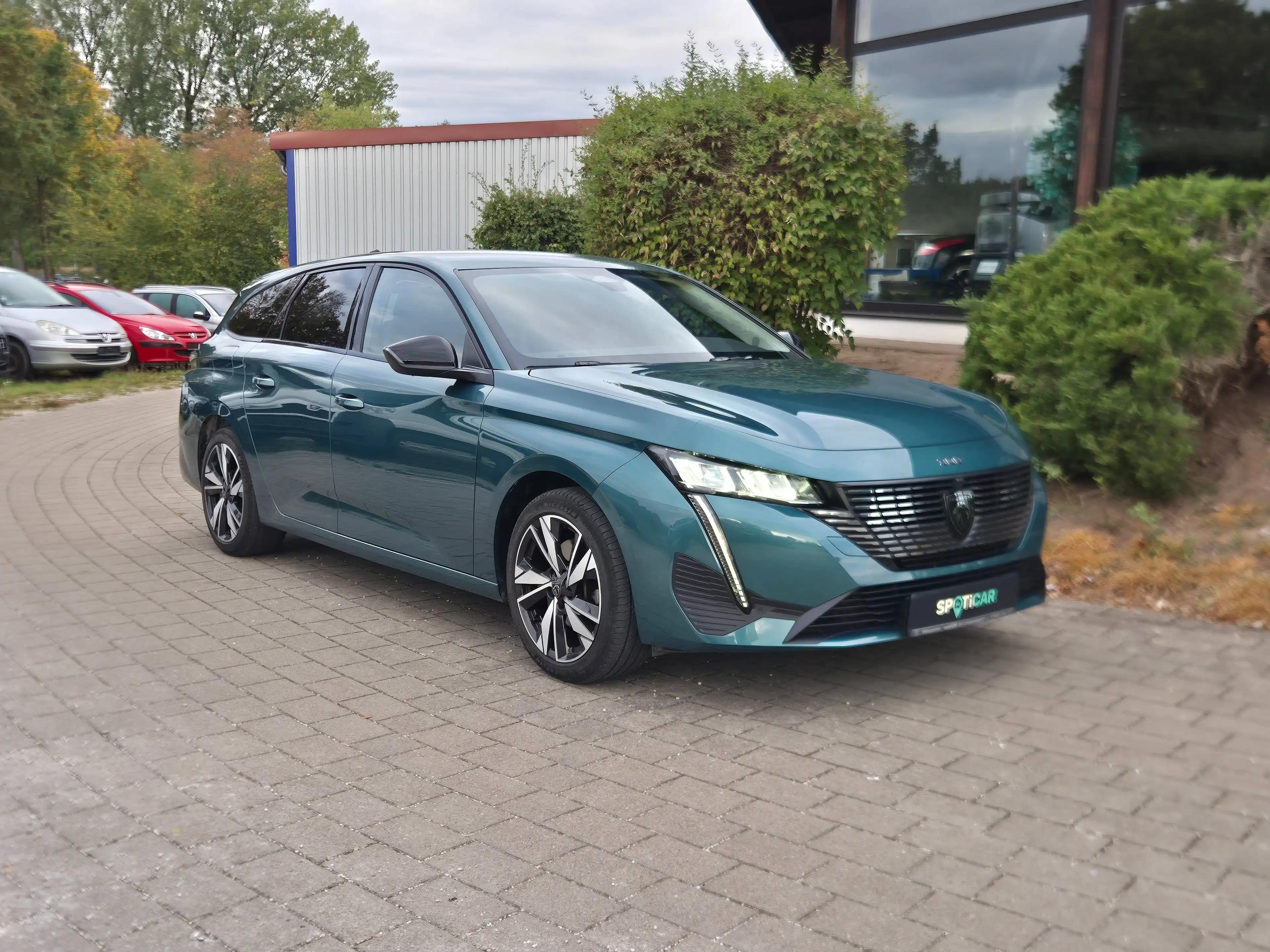 Peugeot 308 308 SW Allure PureTech 130 EAT8 - Automatik/1.Hand/Sitzheizung/Anhängerkupplung — photo 3