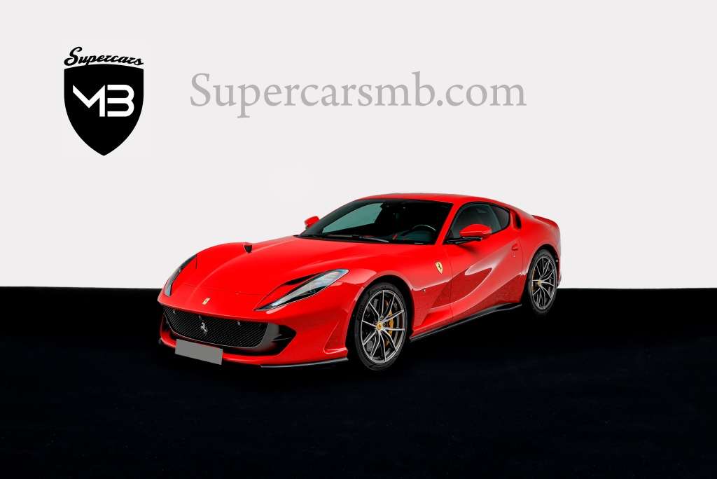 Ferrari 812 Superfast - foto 1