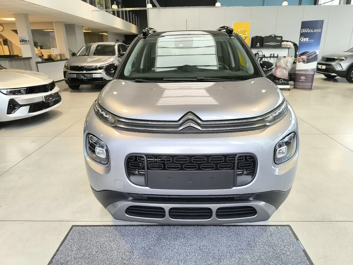 Citroen C3 Aircross 1.2TURBO*Navi*Parksens.A*CruisC*Trekhaak*ApplCP*.. Argent - 2