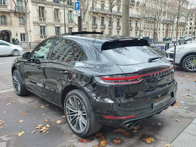 Porsche Macan view 6