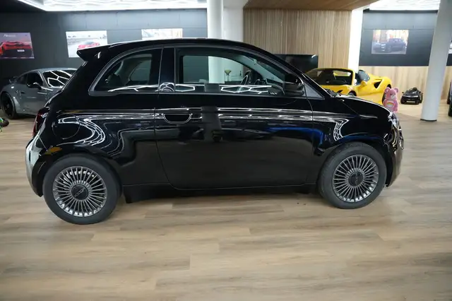 Fiat 500 view 5
