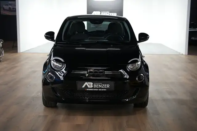 Fiat 500 view 4