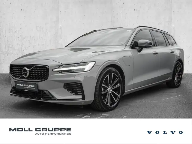 Volvo V60 T8 AWD Plus Dark Plug-in Hybrid STANDHZG 360°