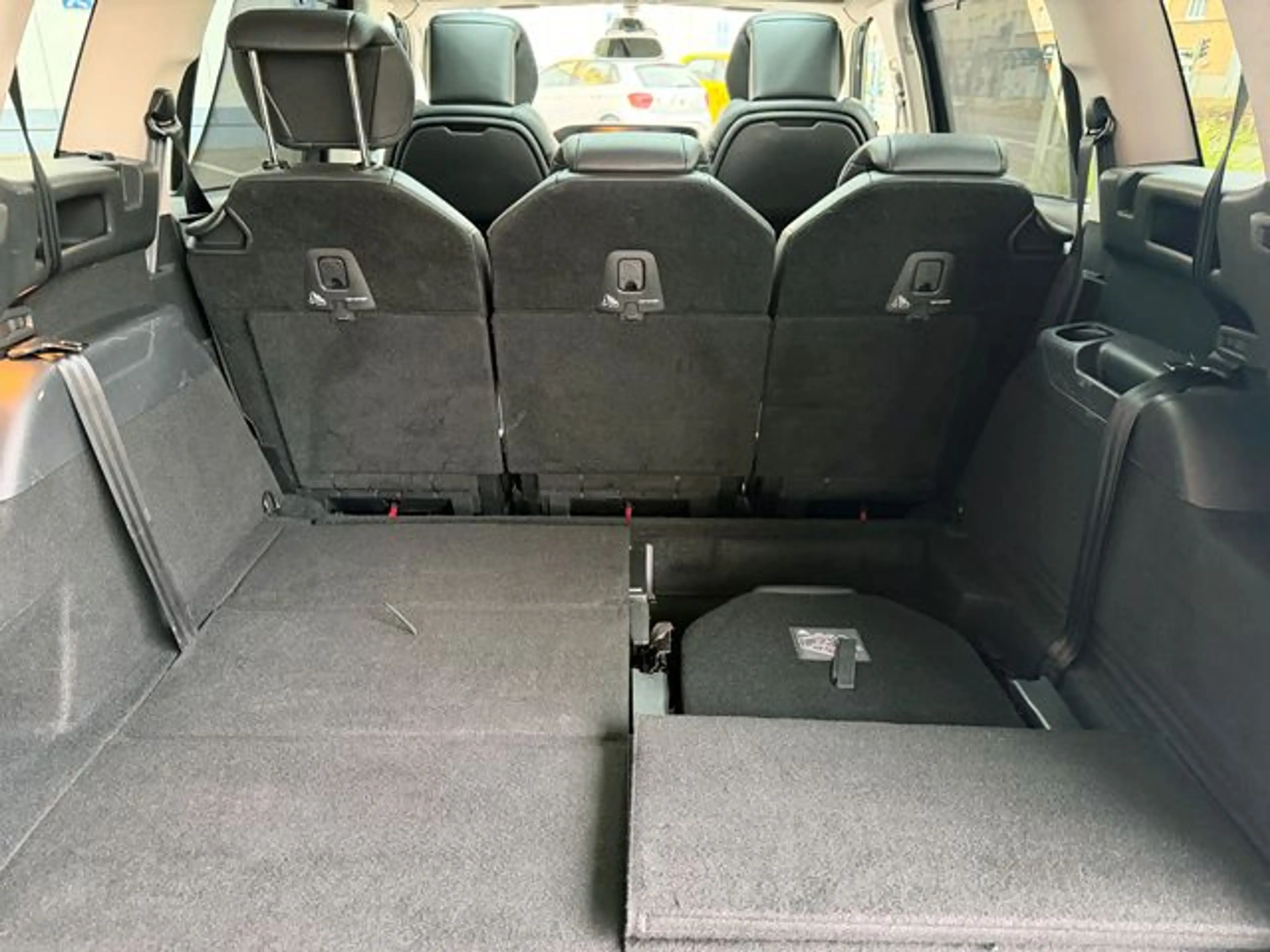 Citroen Grand C4 Picasso Grand Spacetourer Navi/ACC/Xenon/Leder/RFK/Pan — photo 15