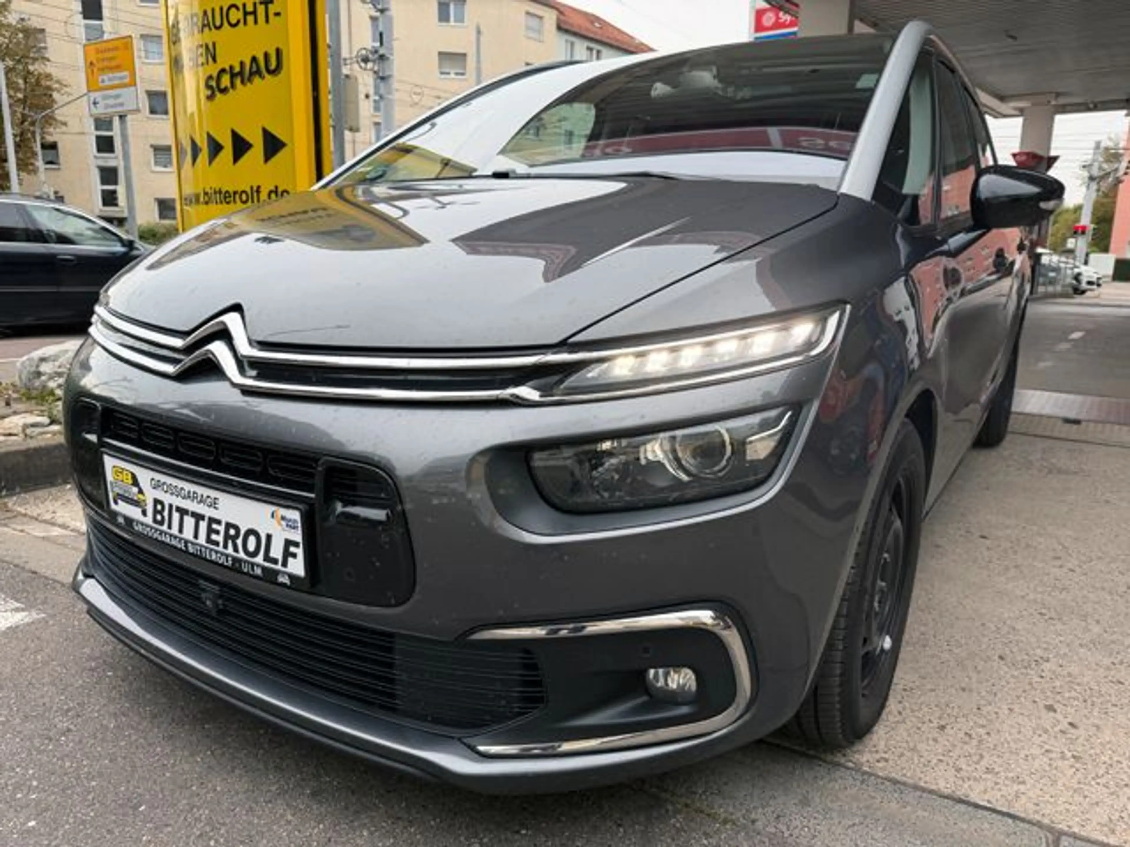 Citroen Grand C4 Picasso Grand Spacetourer Navi/ACC/Xenon/Leder/RFK/Pan — photo 2