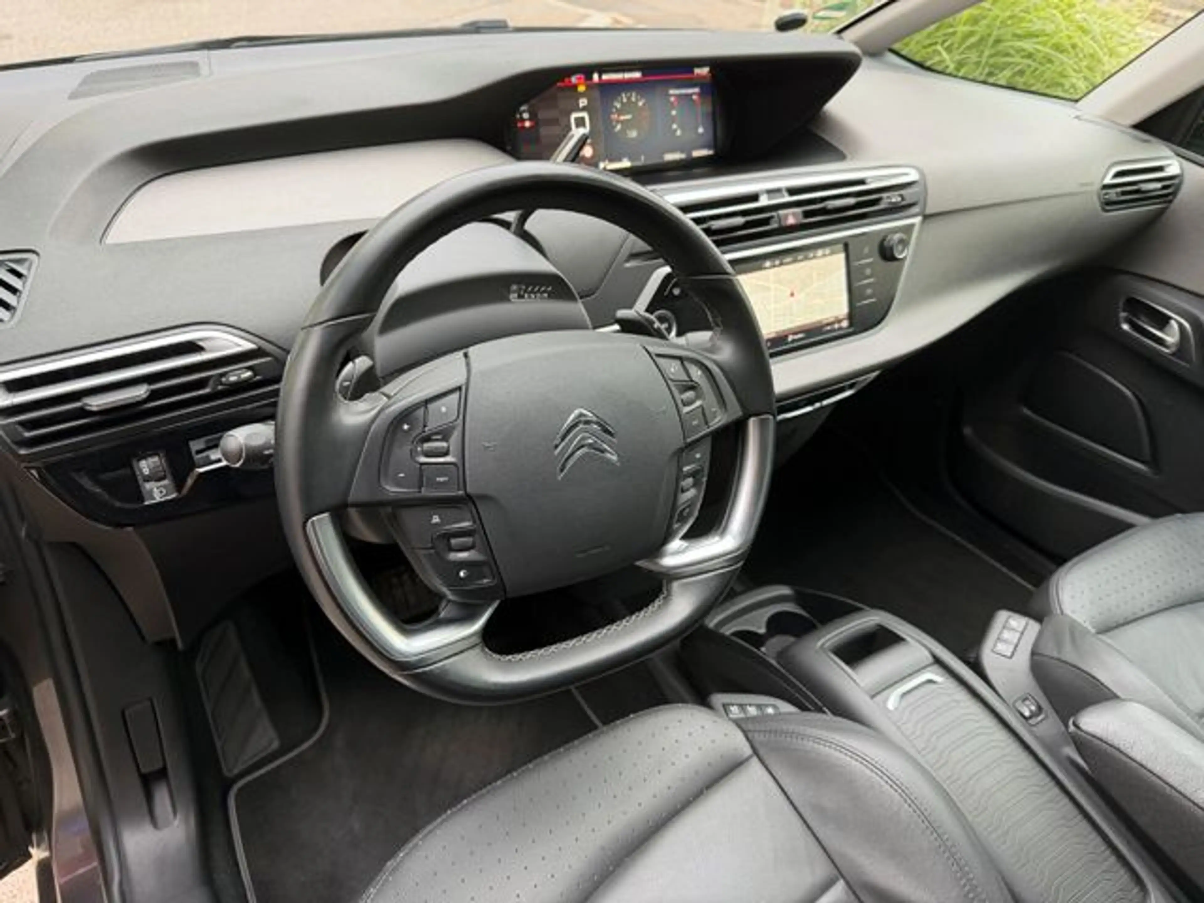 Citroen Grand C4 Picasso Grand Spacetourer Navi/ACC/Xenon/Leder/RFK/Pan — photo 5