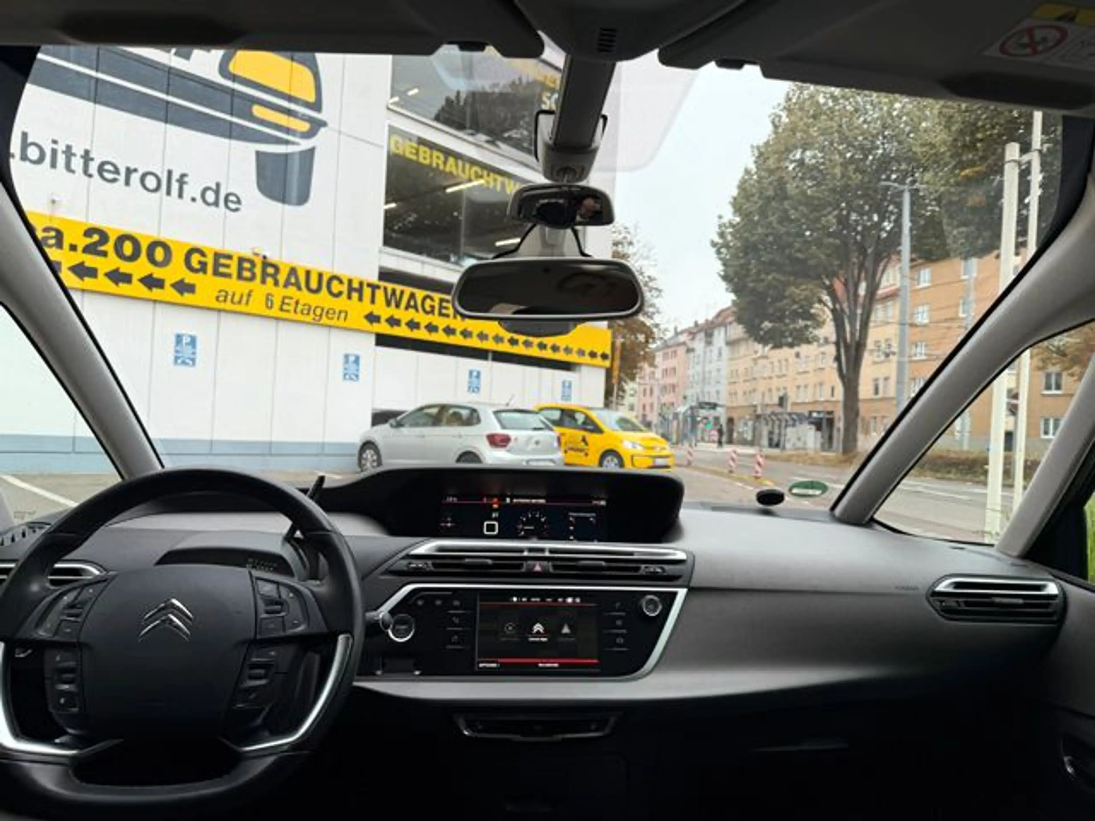 Citroen Grand C4 Picasso Grand Spacetourer Navi/ACC/Xenon/Leder/RFK/Pan — photo 8