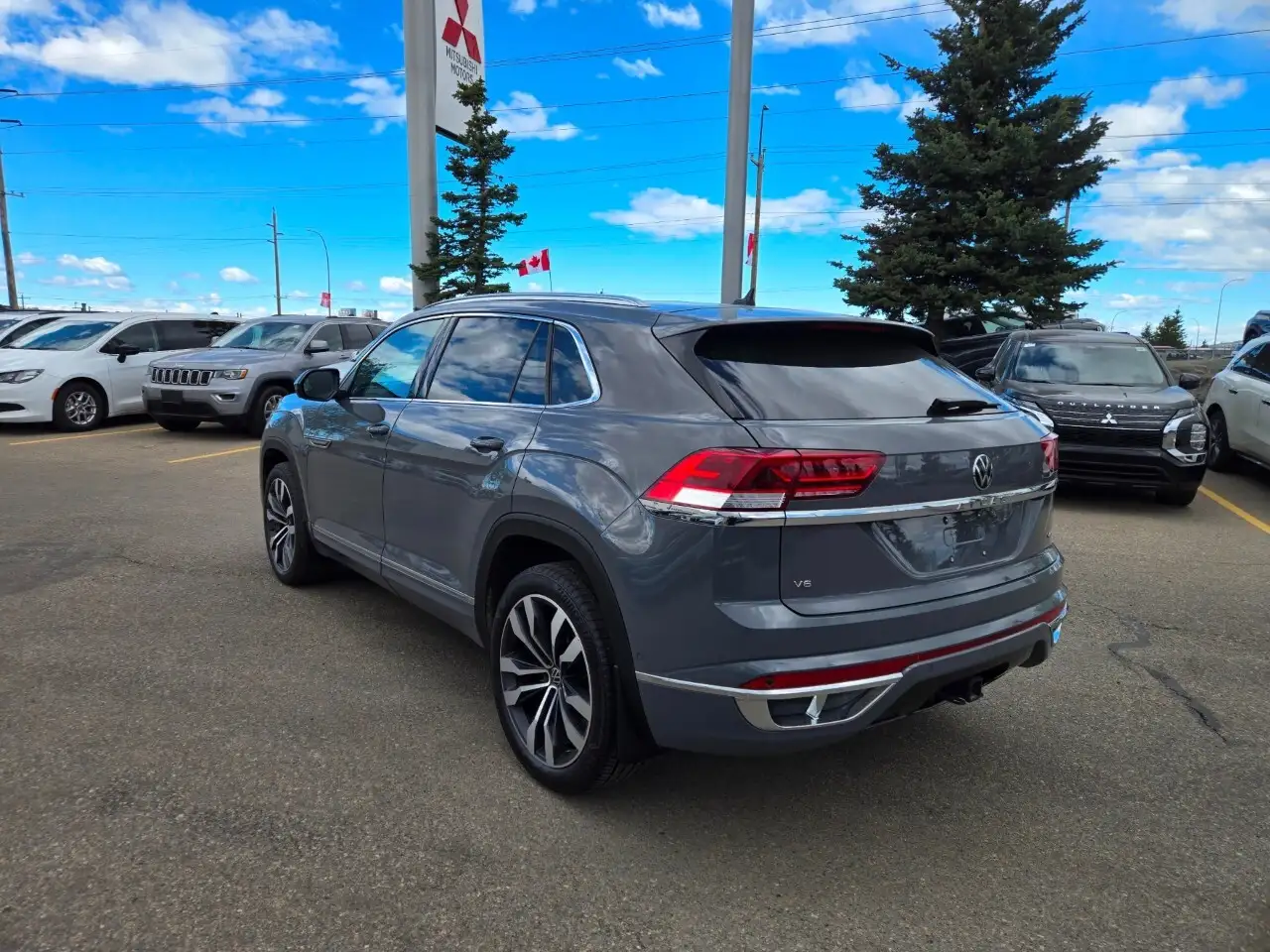 Volkswagen Atlas снимка Volkswagen Atlas