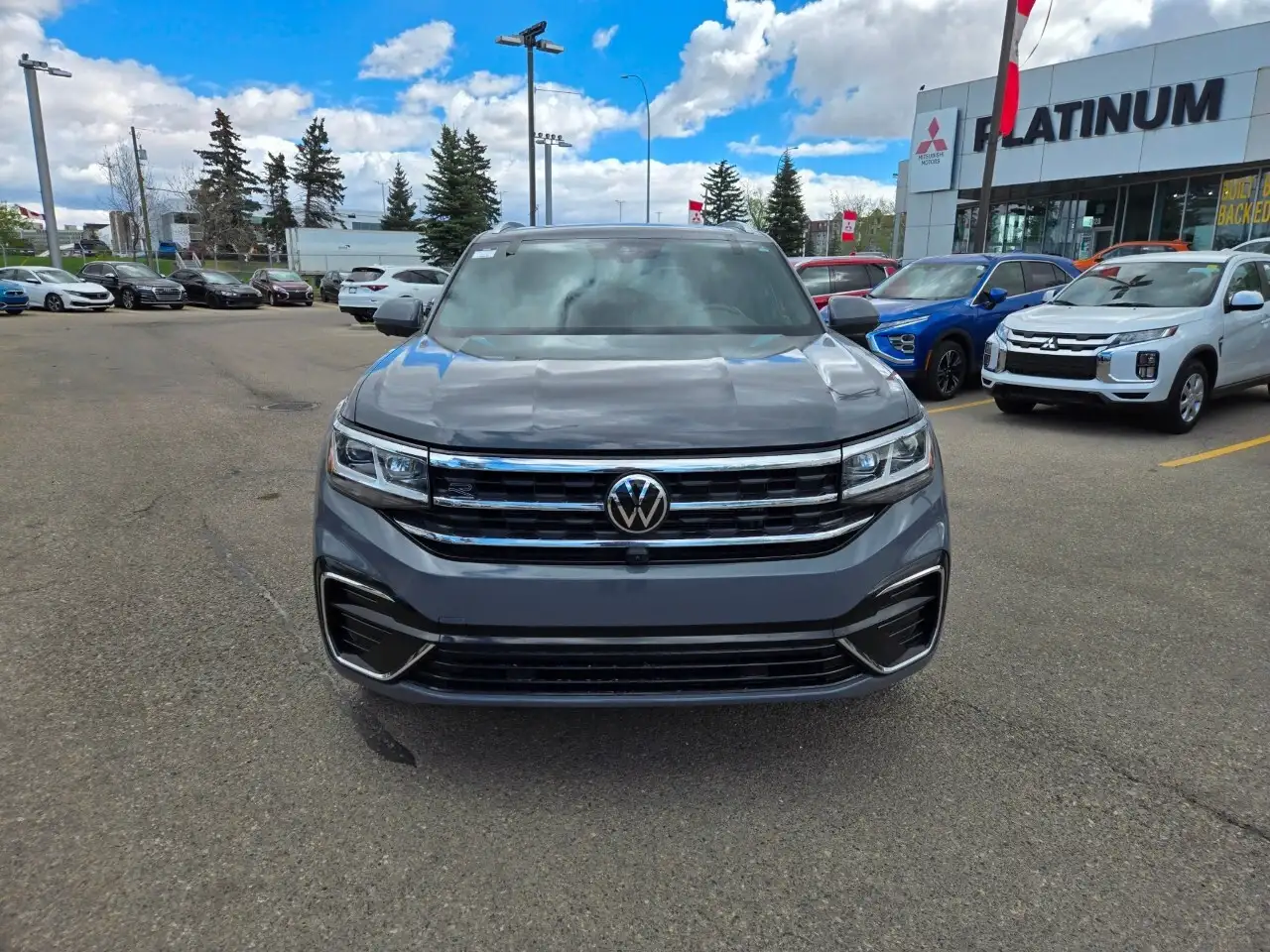 Volkswagen Atlas снимка Volkswagen Atlas