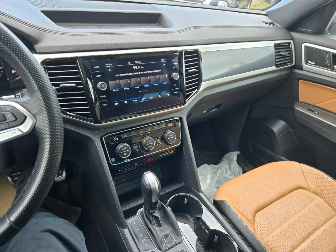 Volkswagen Atlas снимка Volkswagen Atlas