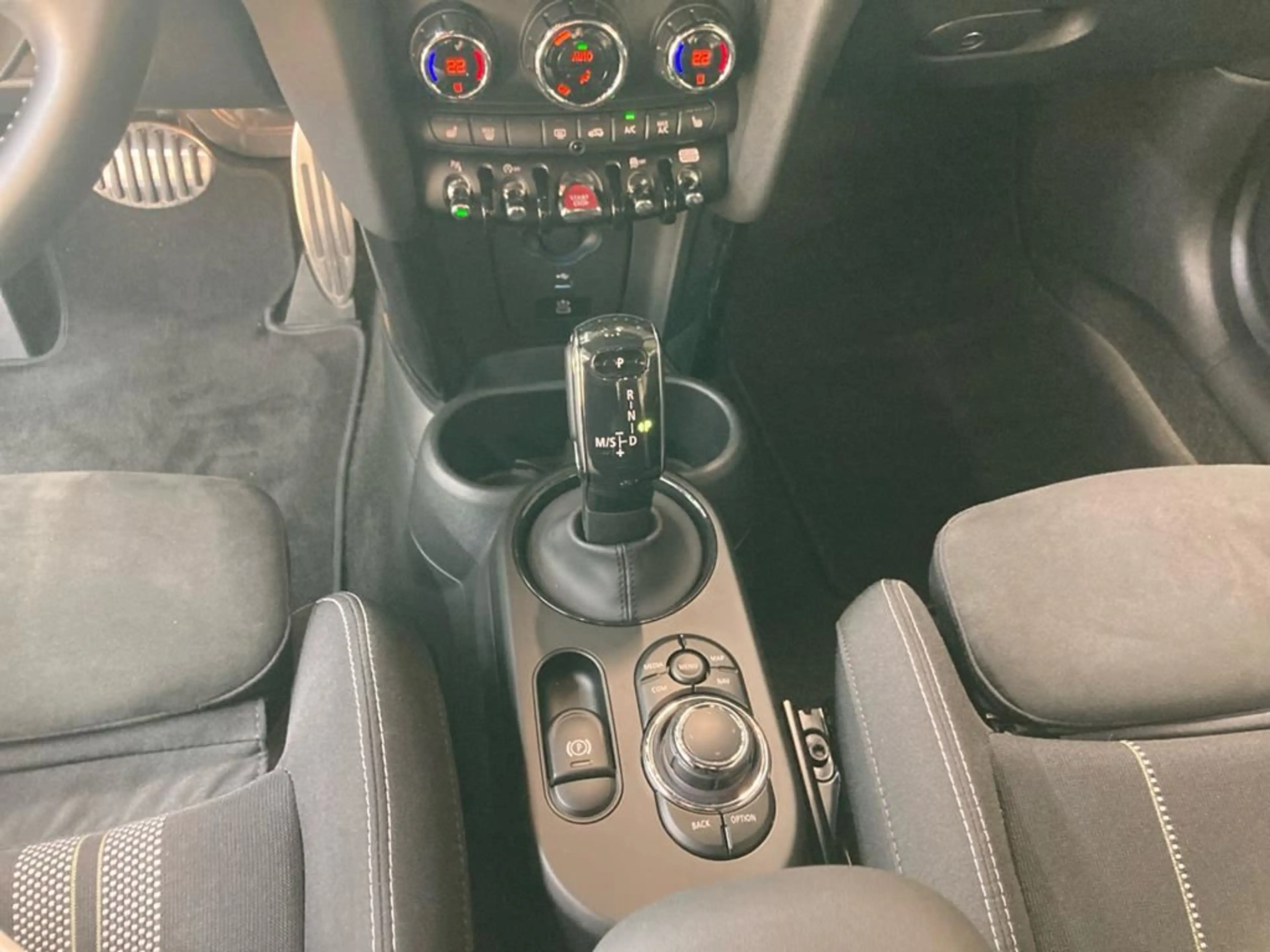 MINI John Cooper Works Cabrio Essential Trim — photo 12