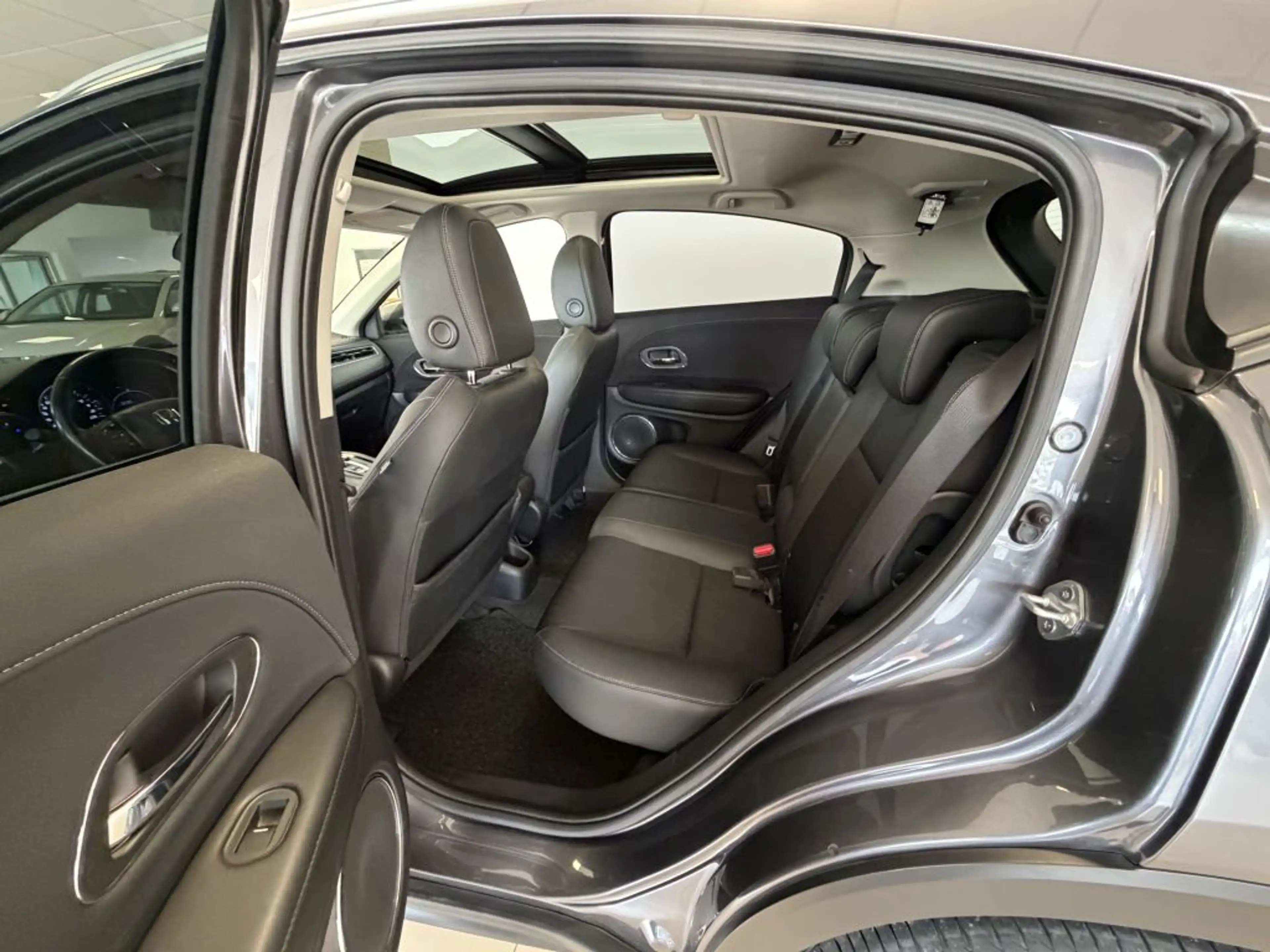 Honda HR-V — photo 8