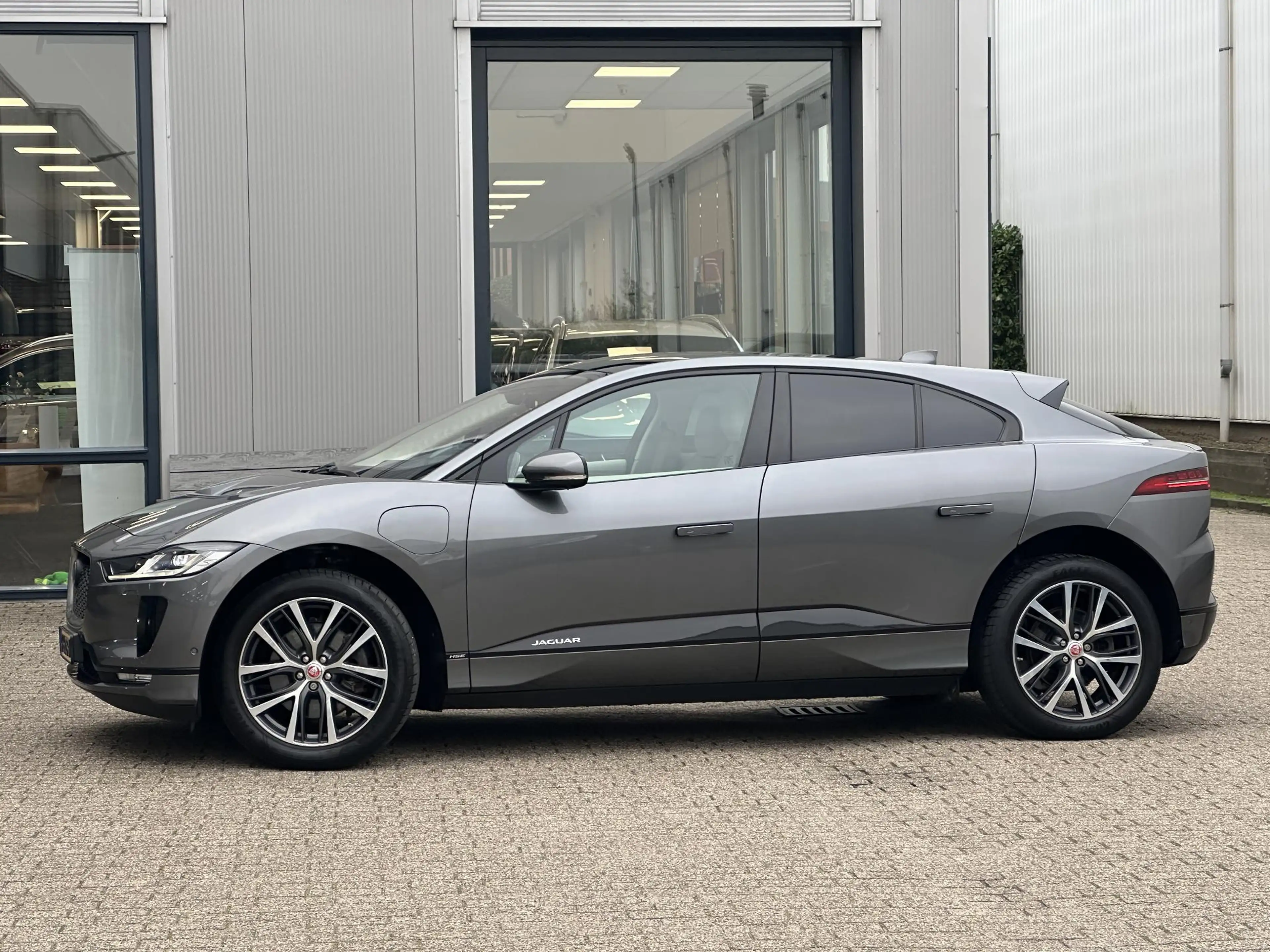 Jaguar I-Pace EV400 First Edition 90 kWh |360° Camera|Pano-dak|S — photo 21