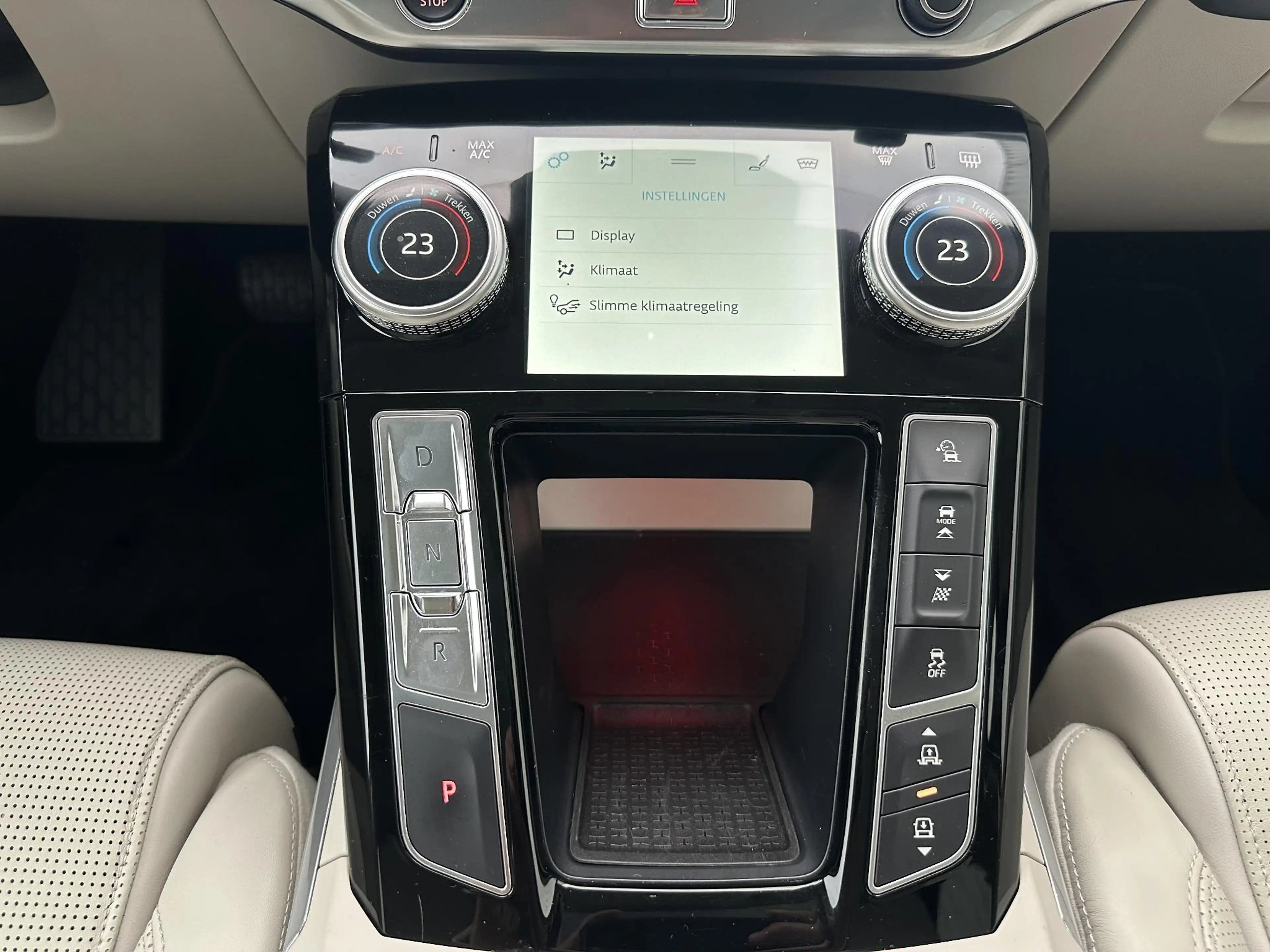 Jaguar I-Pace EV400 First Edition 90 kWh |360° Camera|Pano-dak|S — photo 49
