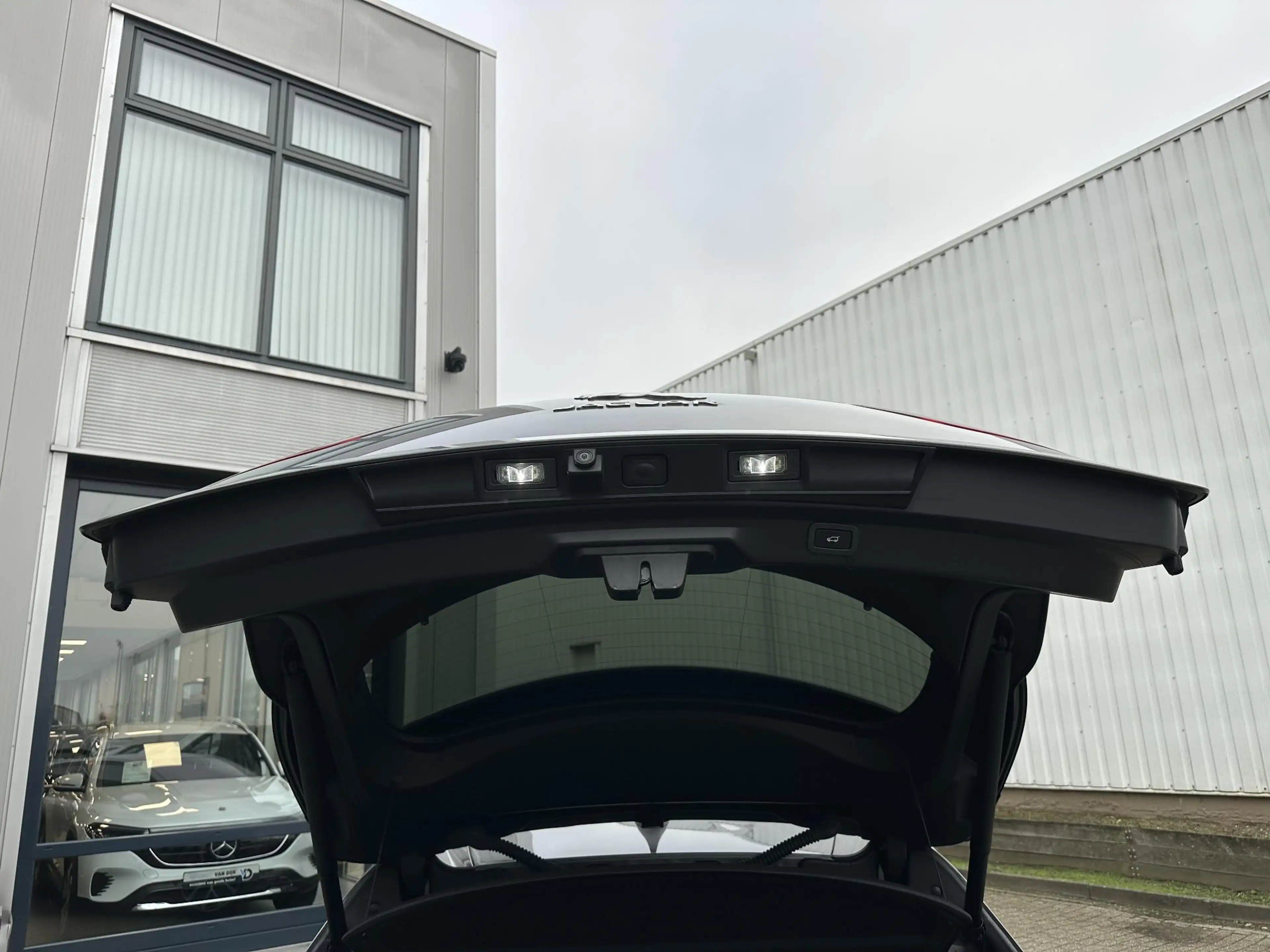 Jaguar I-Pace EV400 First Edition 90 kWh |360° Camera|Pano-dak|S — photo 31